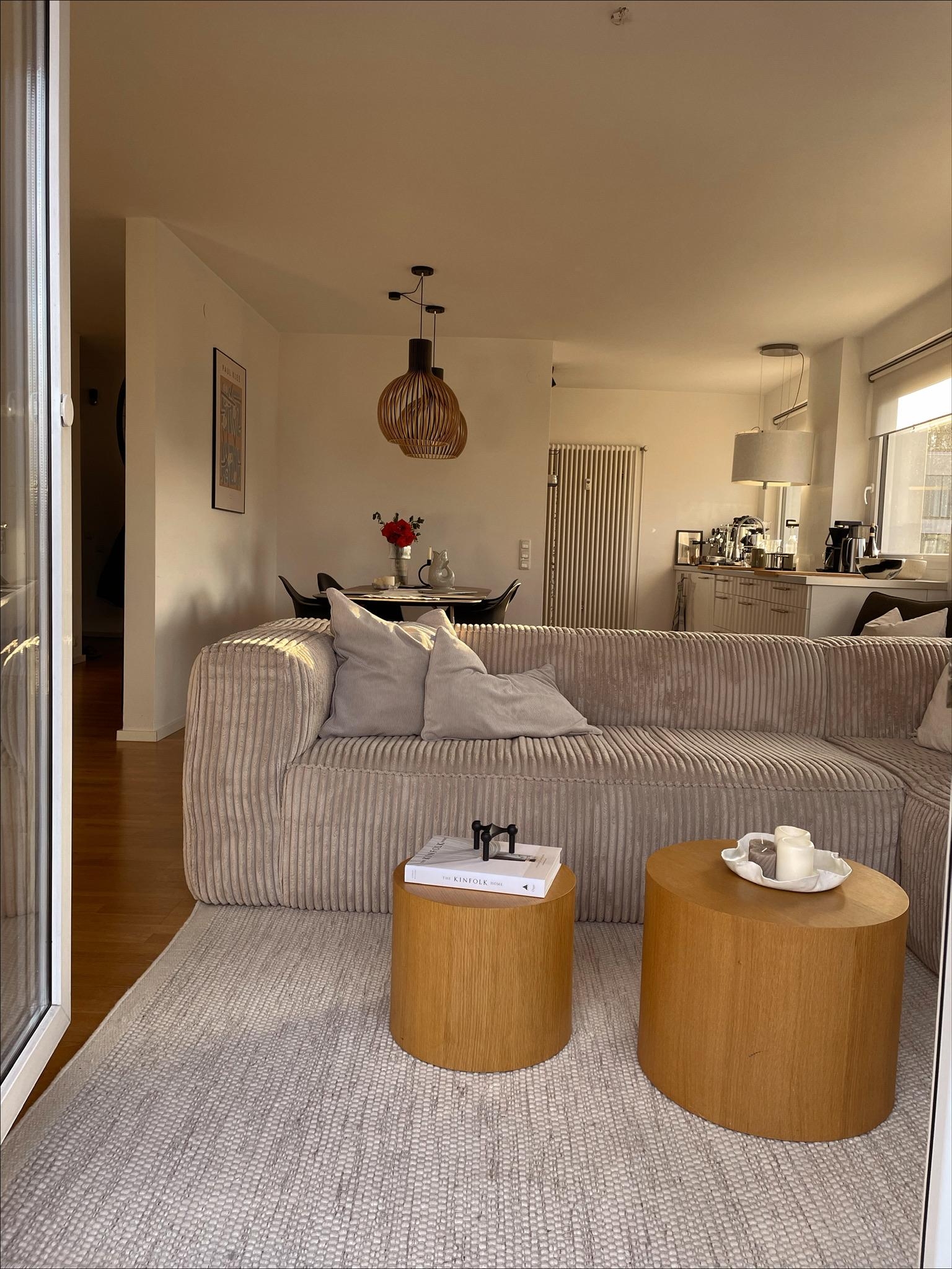 Liebster Blick ins Wohnzimmer. 🤍

#couchstyle #couchmagazin #wohnzimmer #hygge
