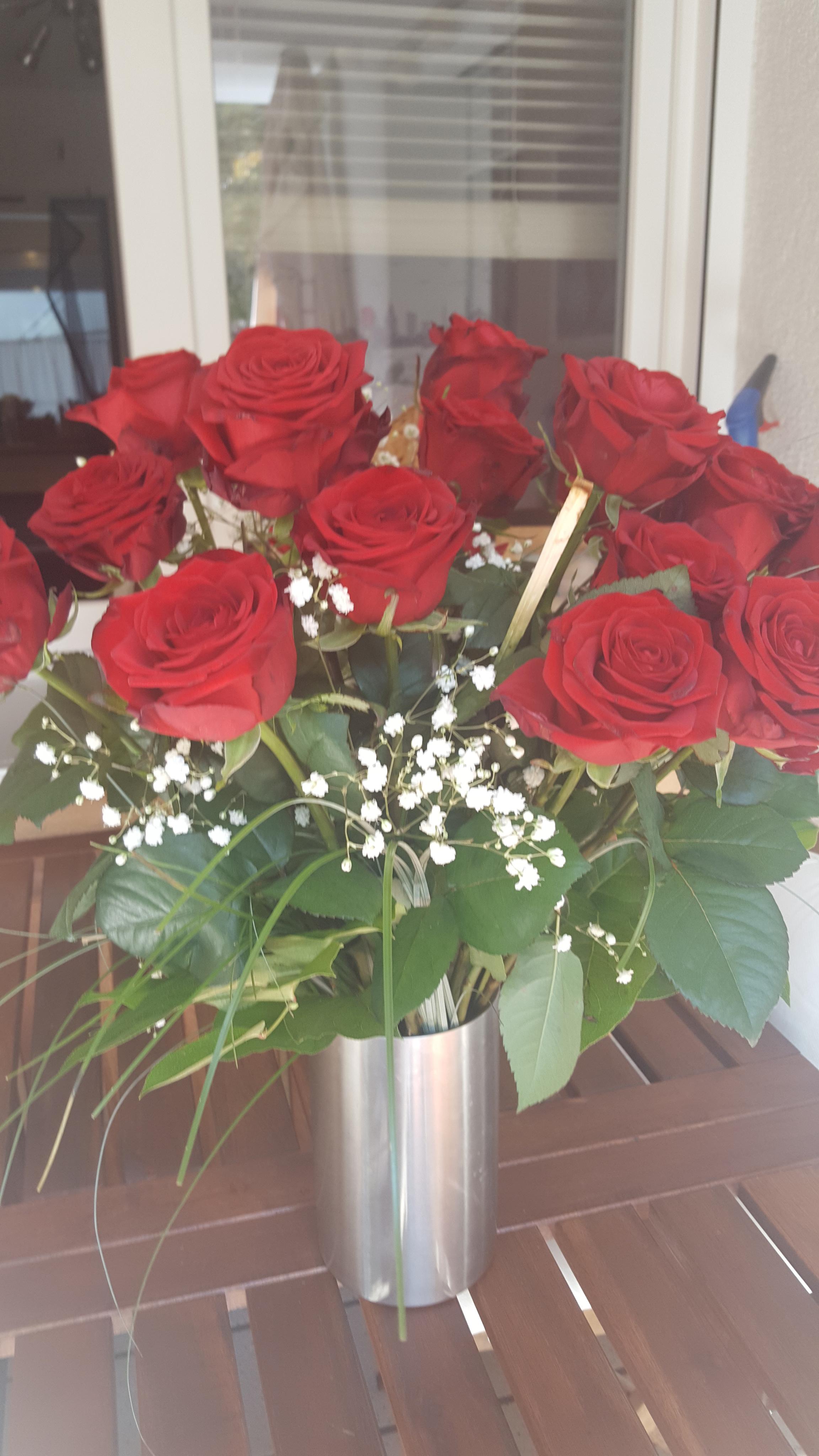 #lifestyle vielen Dank für die Rosen ⚘⚘⚘❤