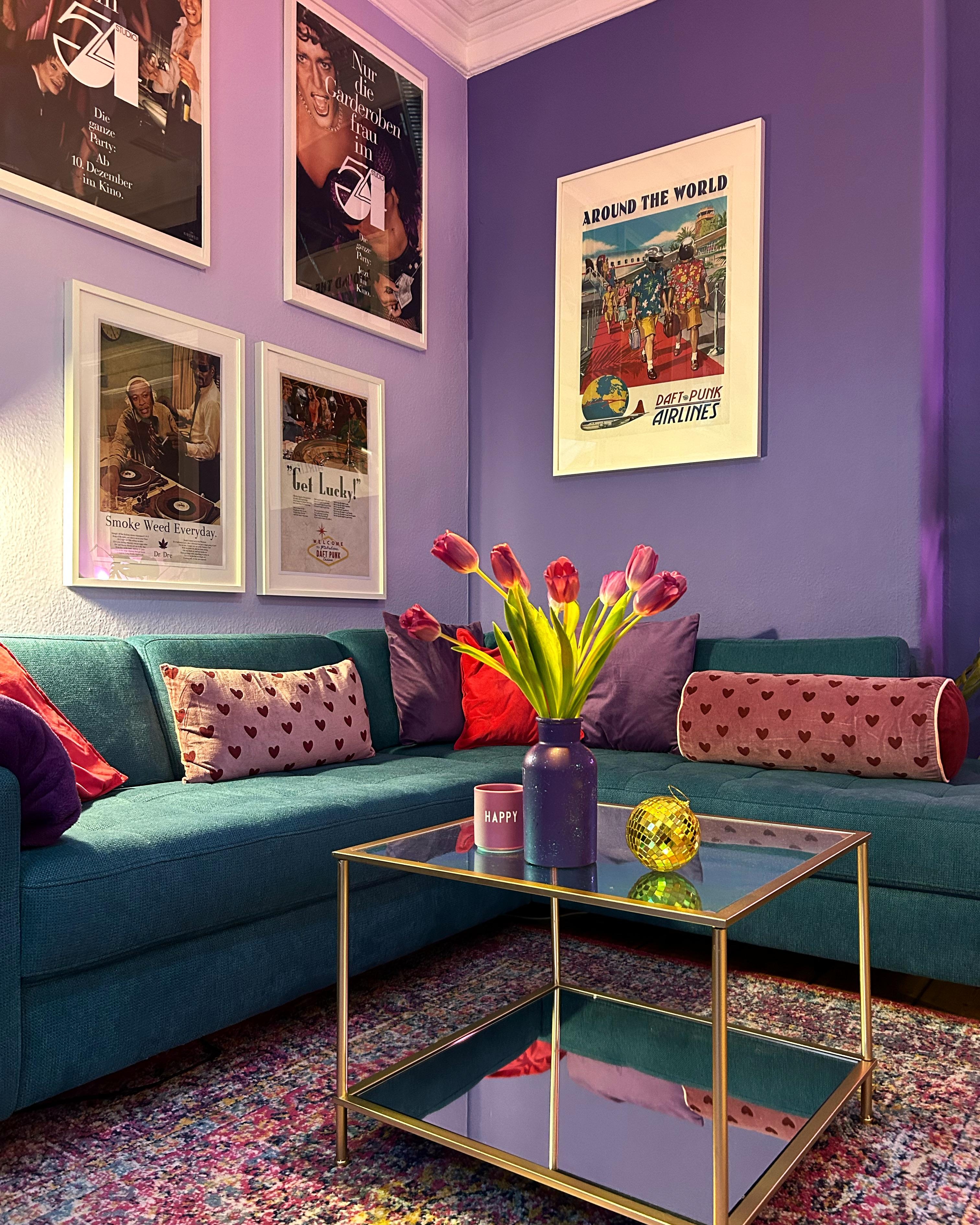 #lila #farbe #eclectic #couch #wohnzimmer