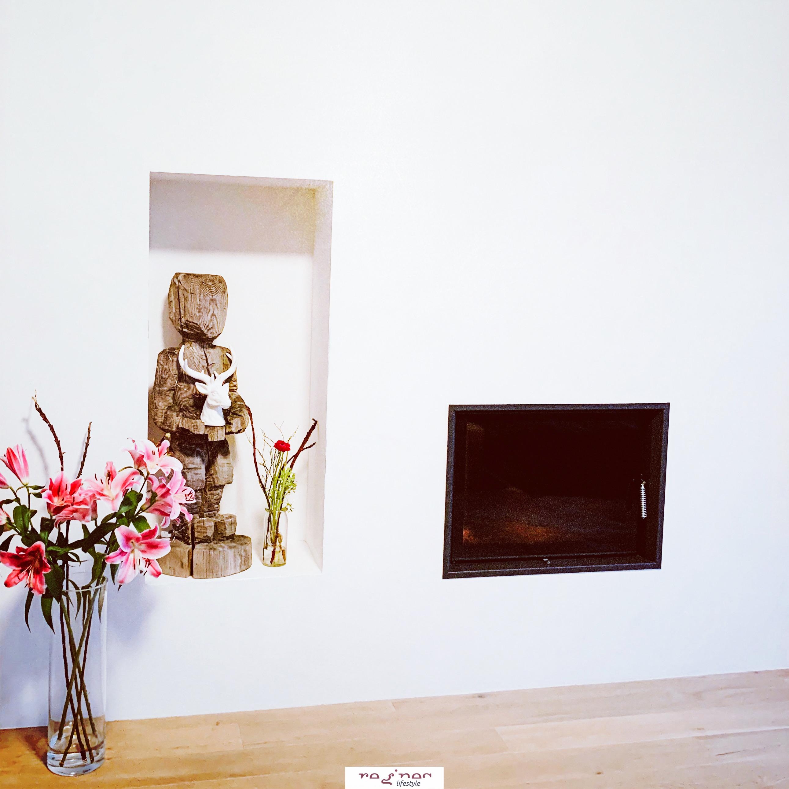 Lilienliebe ...

#lieblingsblumen #wohnen #scandinaviandesign #freshflowers #lilien #ranunkel #pink #livingroom 
