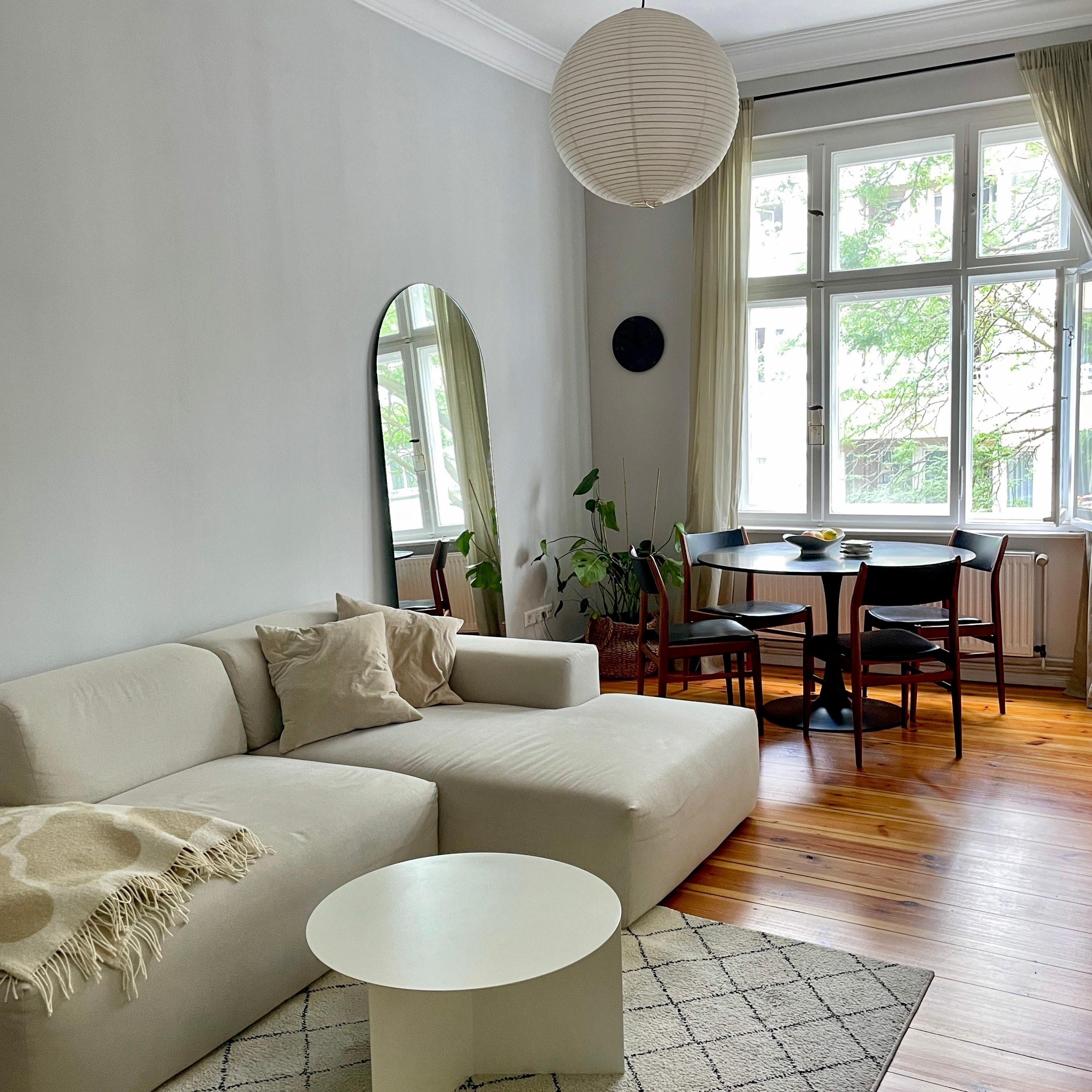 Living Room rearrangements: Sofa, so good! 
#livingroom #rearrangment #altbauliebe #beigeaesthetics