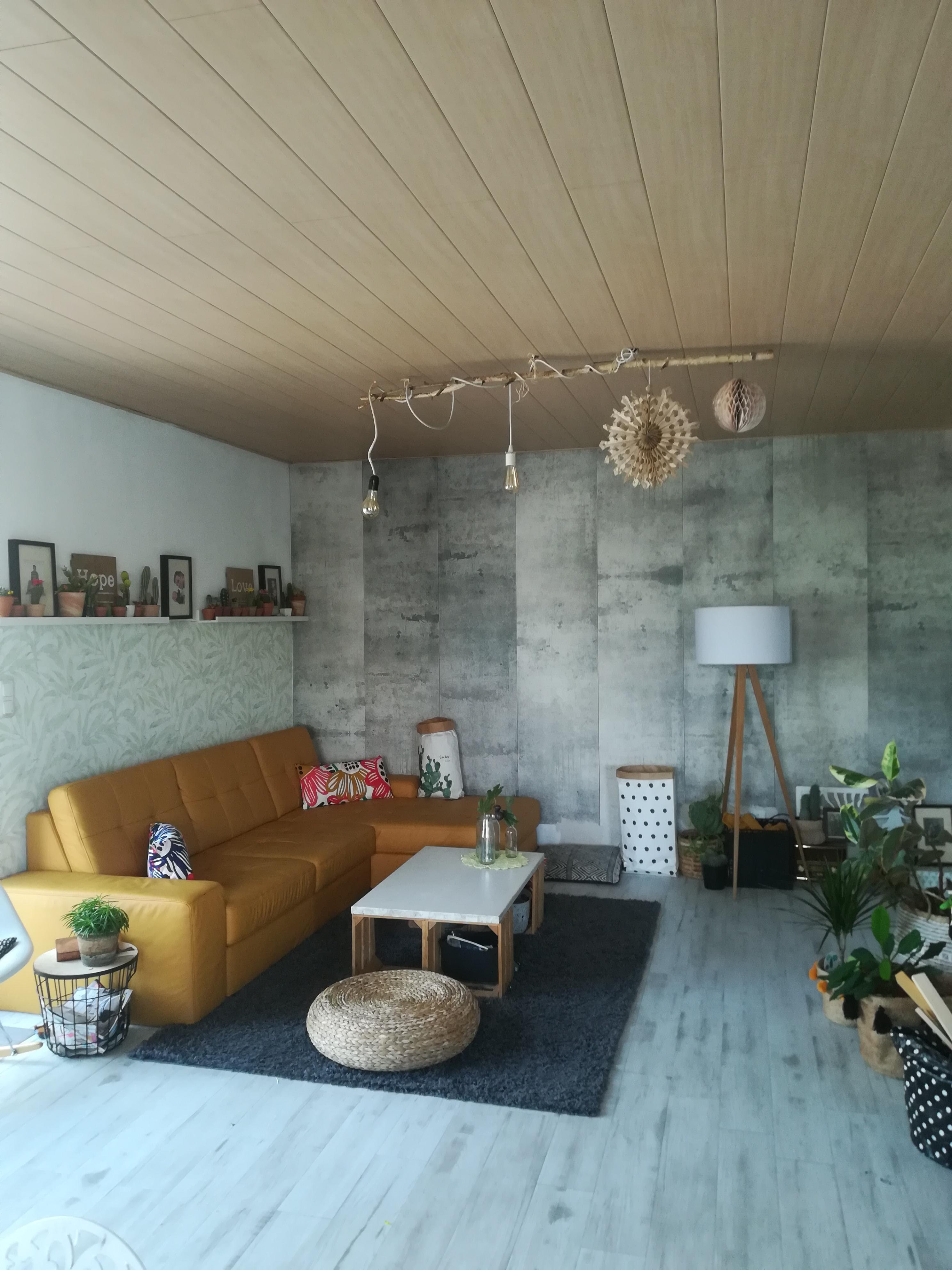 #livingchallenge #wohnzimmergestaltung
Ich habe mich getraut #senfgelbe Ledercouch :-D