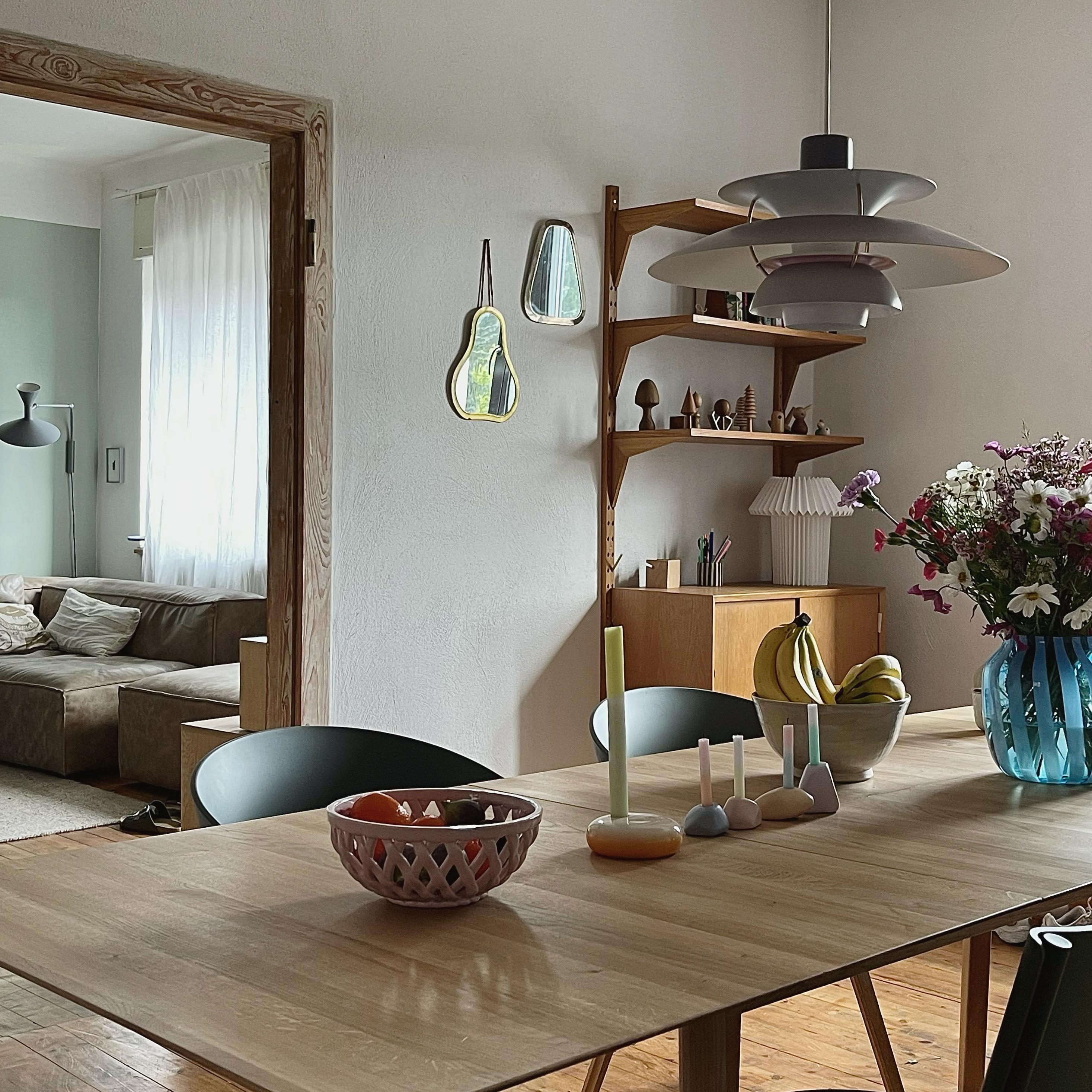 #living#home#interior#interiør#altbauliebe#wohnen#scsndinavisch#couchstyle#esszimmer#wohnzimmer#blumen