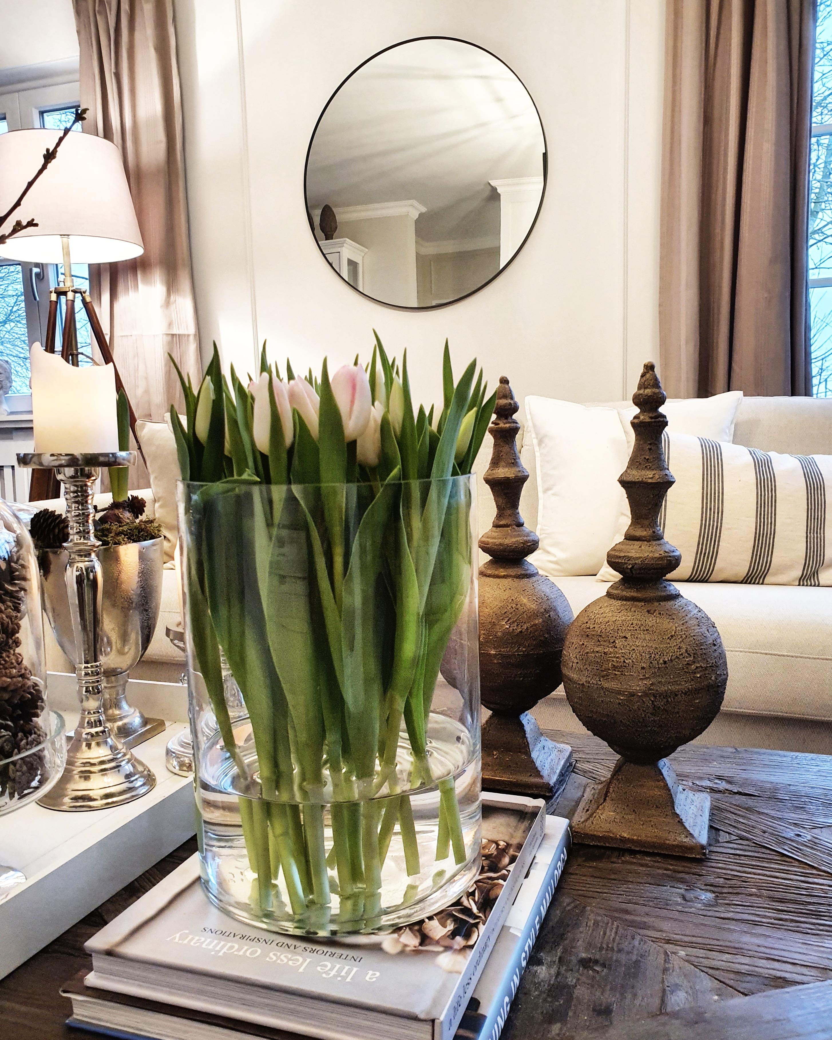 #Livingroom #Tabledecor #Tischdeko #Tulpenliebe #Wohnzimmer