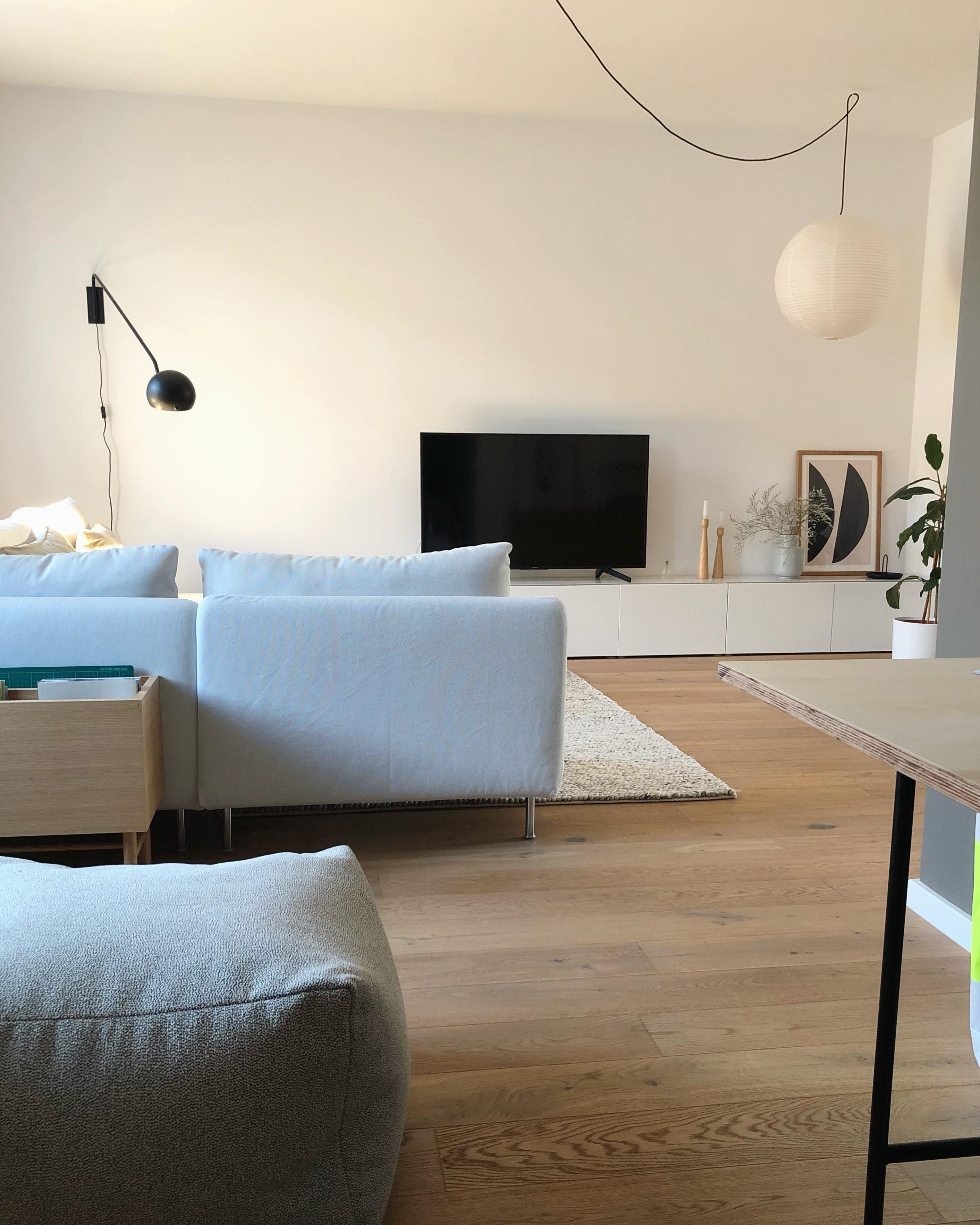 #livingroom #wohnzimmer #interior #interieur #couch #couchstyle #home #plantbox #ikea #lampe #wanddeko #skandi #nordic