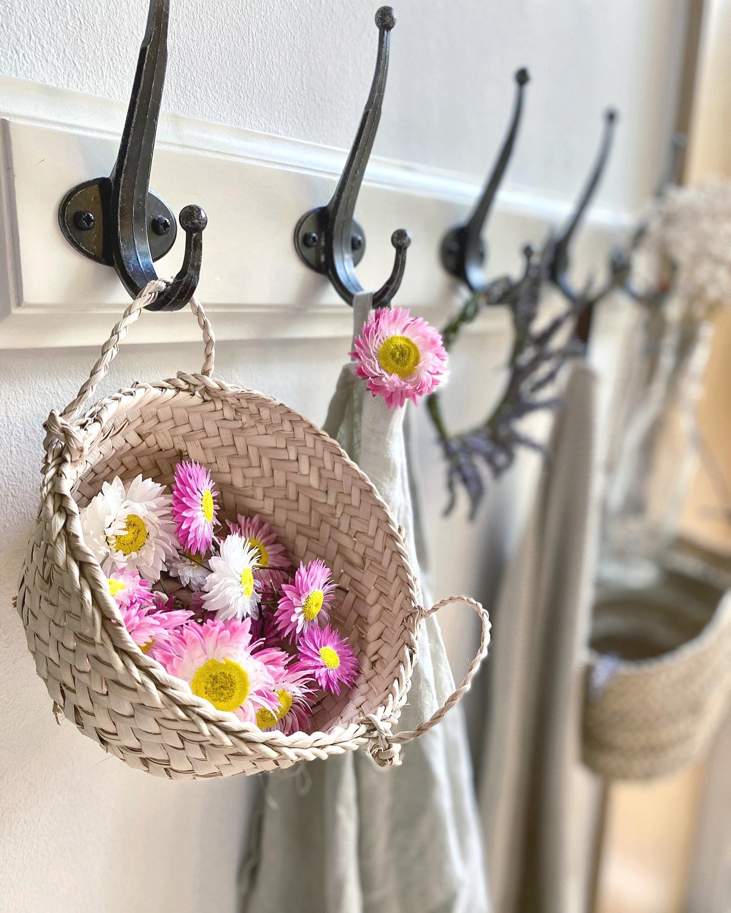 Lovely flowers for you 🌸💕🌸 
happy weekend 
#freshflowers#blumen#couchliebt#couchstyle#küche#interior