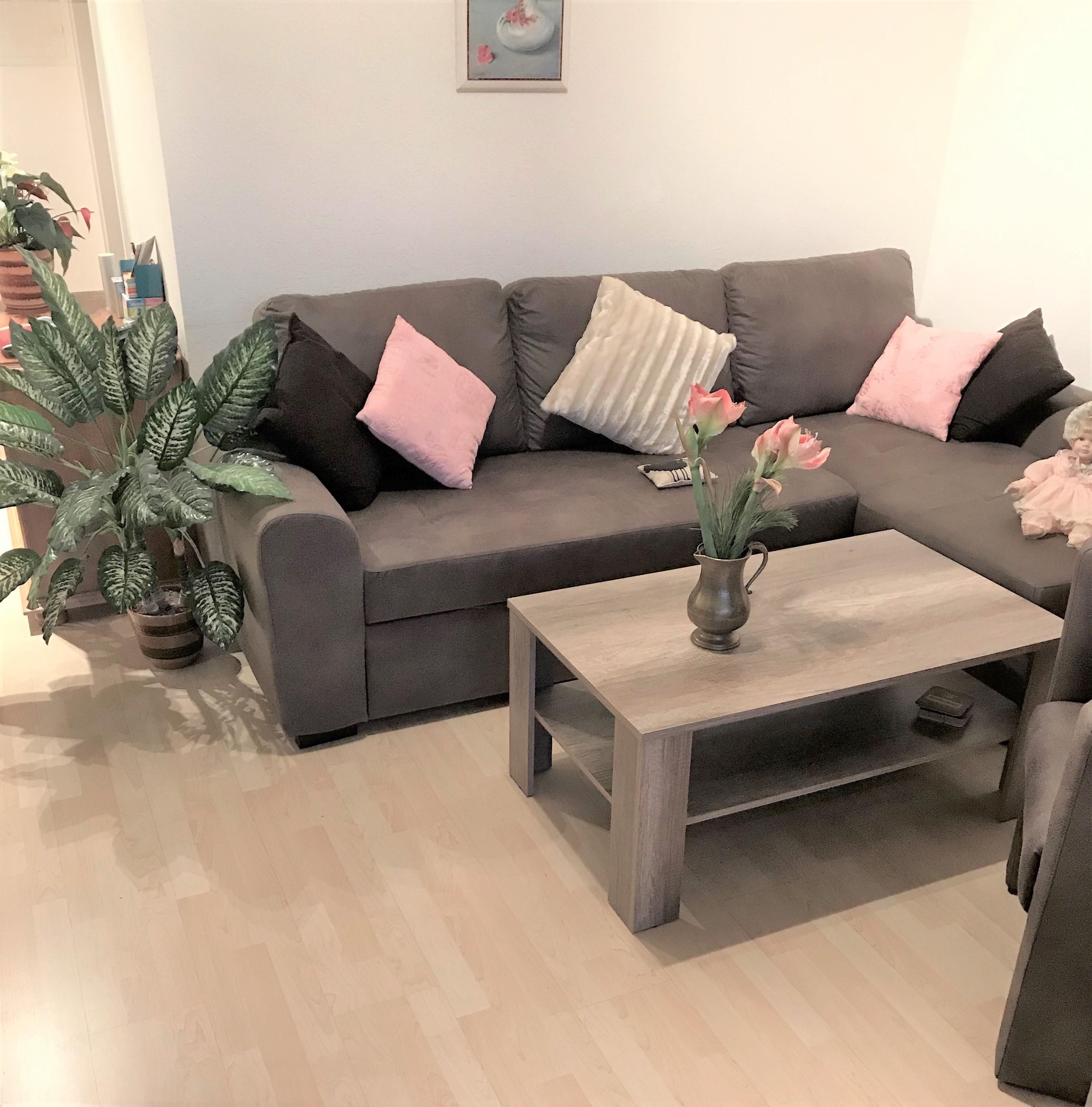 Lümmelcouch mit Sitz-Liege-Lümmel-Kombination.
Und wie lümmelst Du?
#sofa, #wohnzimmer #einrichtung 