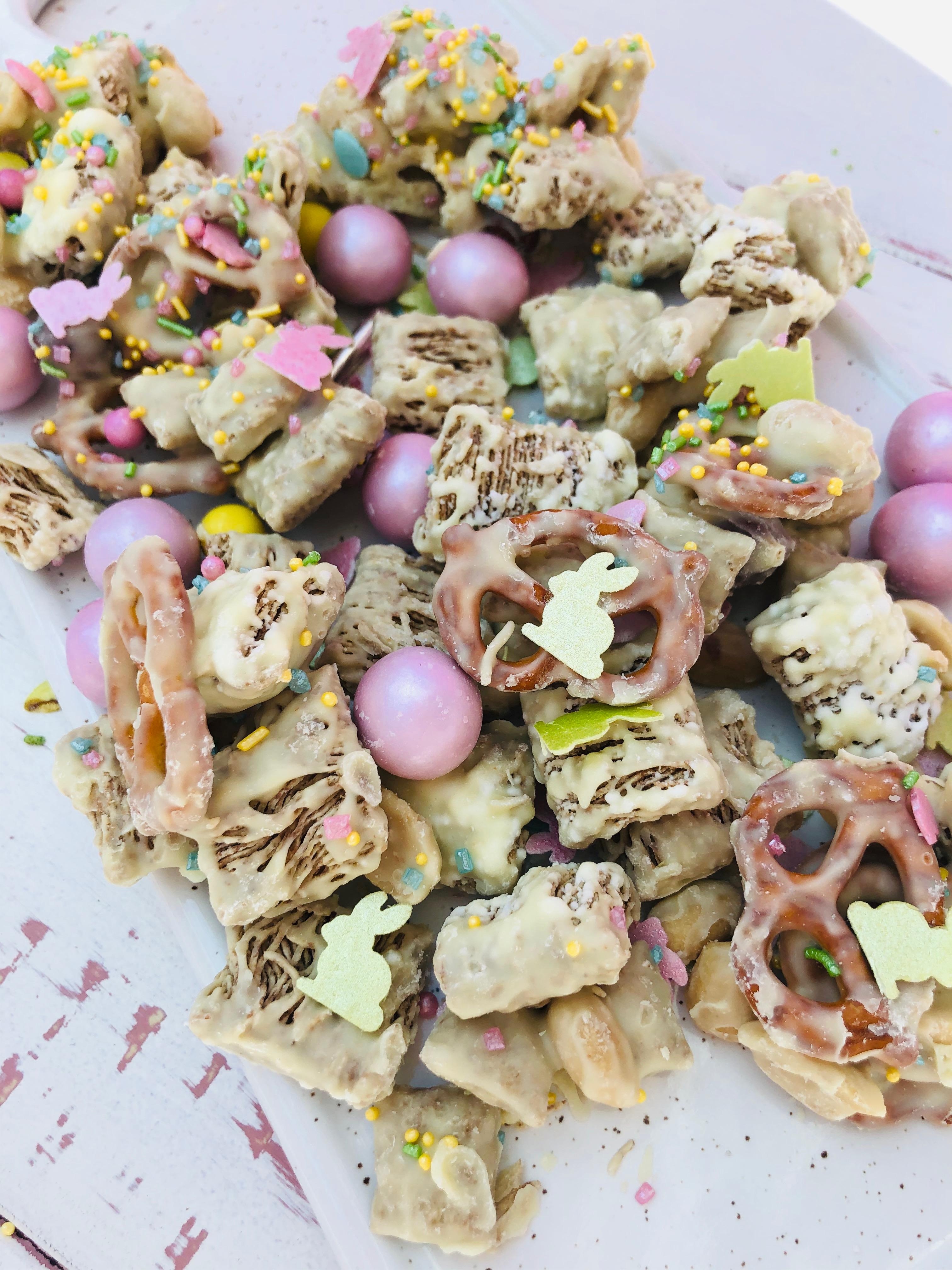 Lust auf süß-salzigen Oster-Crunch? Auf unserem Instagram-Kanal gibt's das Rezept! 🐰 ✨#rezept #ostercrunch #ostern