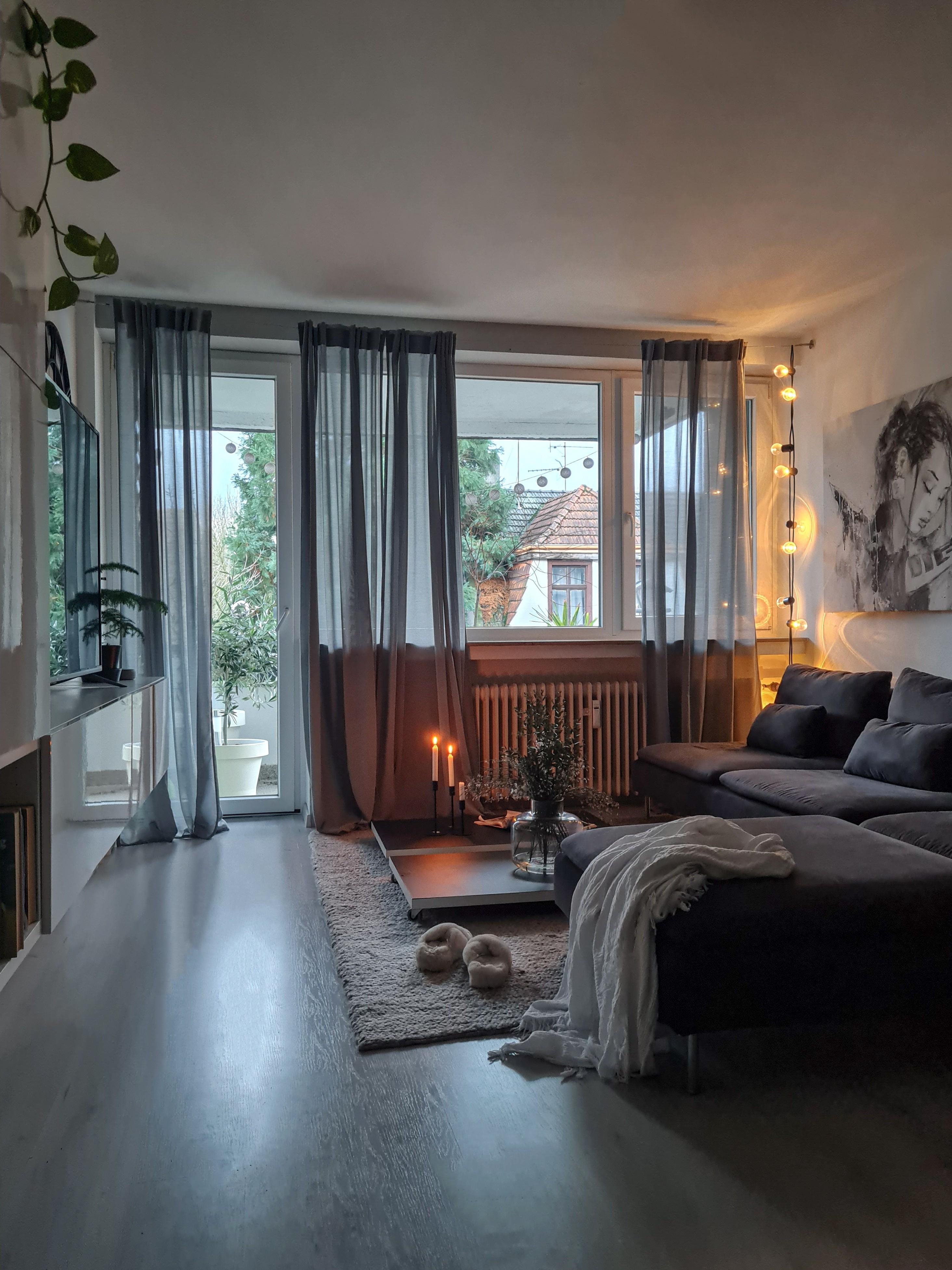 Macht es euch gemütlich 🤍✌
#livingroominspo #wohnzimmer #Interieur #wintermotiv