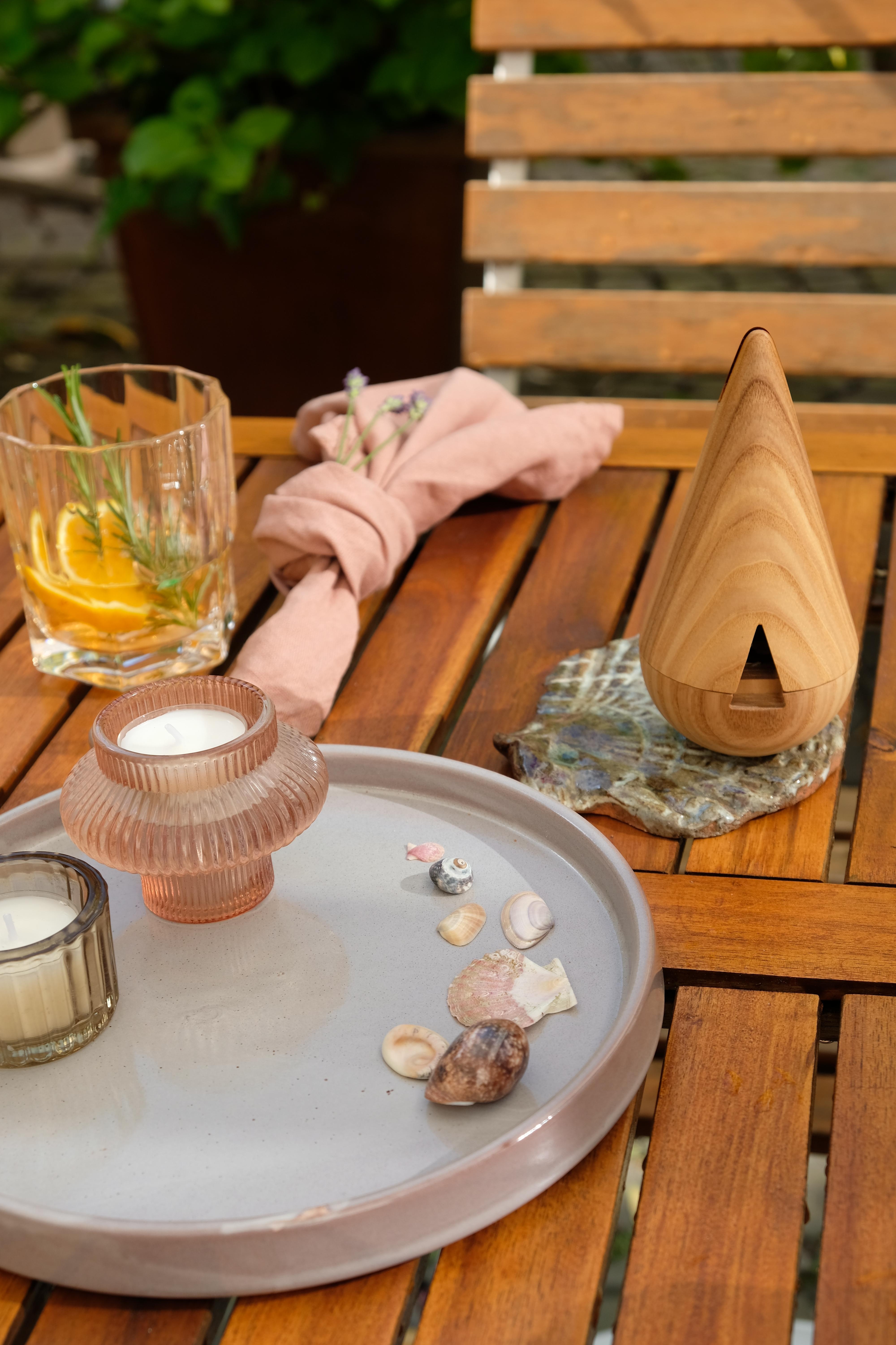 Maritime Vibes und Incense Cones Holder für den sommerlichen Gartentisch

#sommerterrasse
#gartentischdekoration
#sommertischdeko
#maritimedekoration