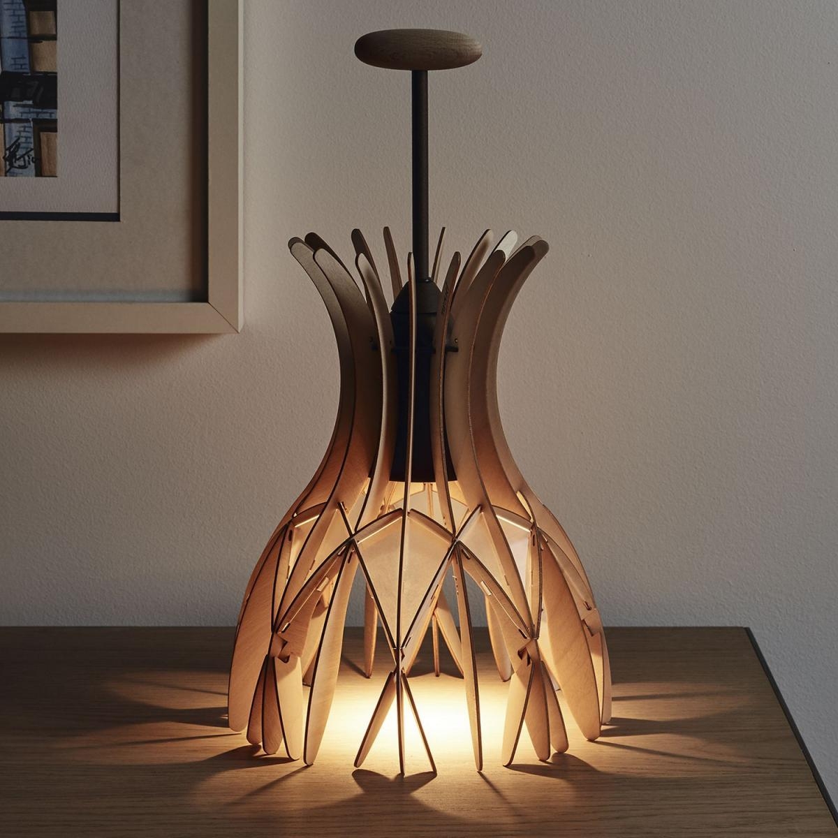 Mehr besondere #Tischdekoration durch die #Domita #Tischlampe von #Bover bei #lights4life #Natur #Holz
