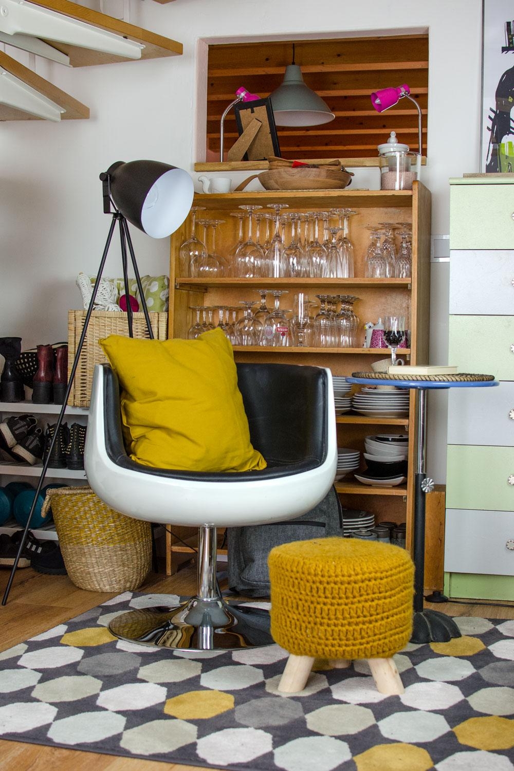 Mein Lounge Chair 
#livingroom #wohnzimmer #loungechair #möbeldesign #midcentury #19060s #boho #design #hocker #lampe