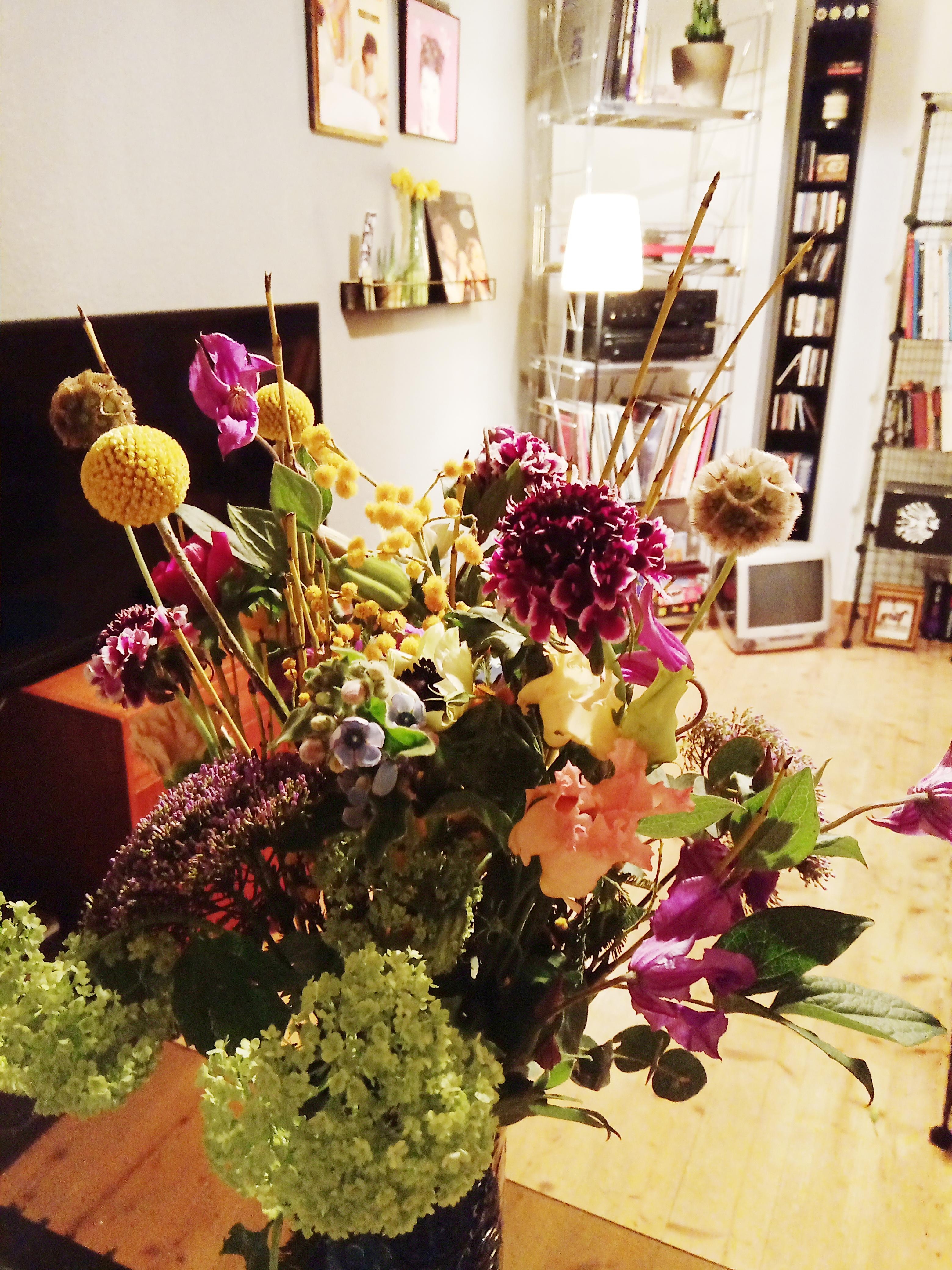 Mein wunderschöner Geburtstagsstrauß aus meinem liebsten Blumenladen 🌻 #freshflowerfriday