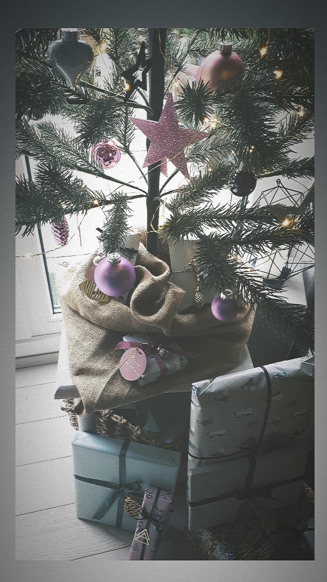 Merry Christmas 🎄🎅🌟
#home #christmastree #christmas #interior #deko #weihnachten #living  