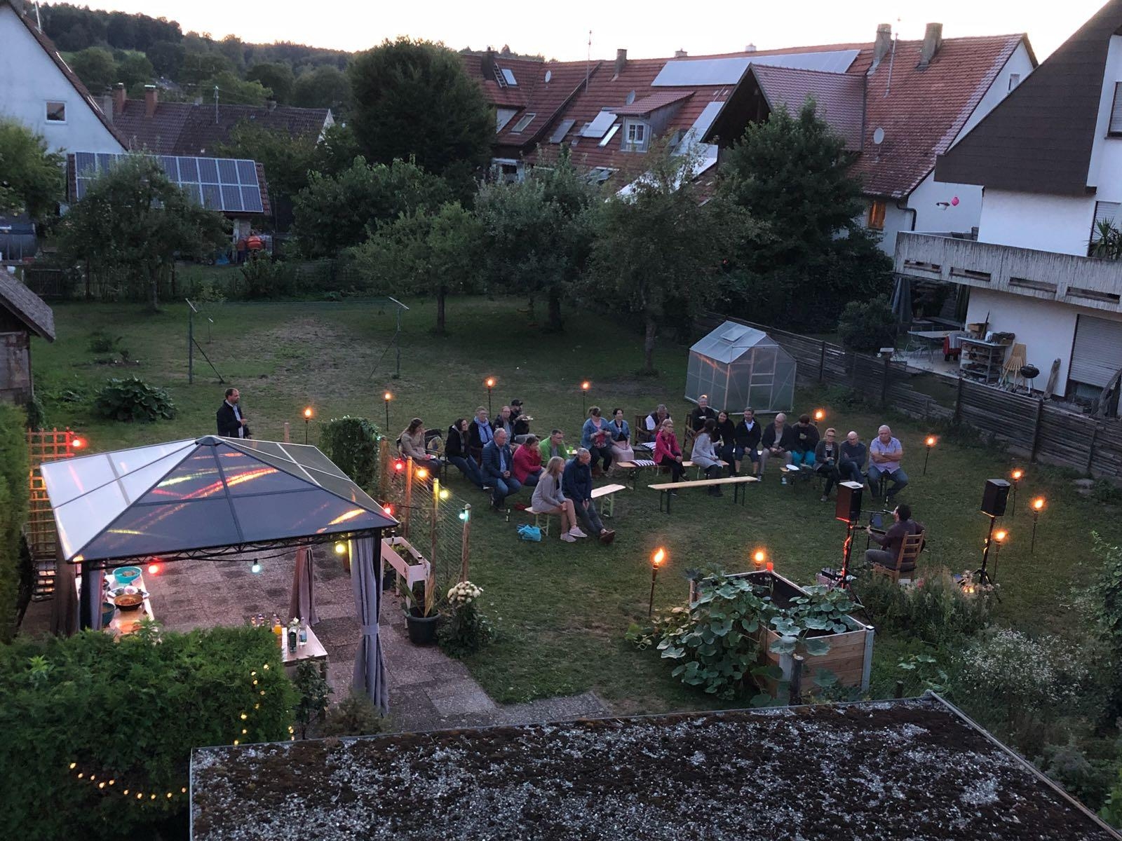 „Michaela‘s Soundgarden Vol.1“ kleines Akustikkonzert Livekonzert in meinem Garten
#garten #lifestyle #leben