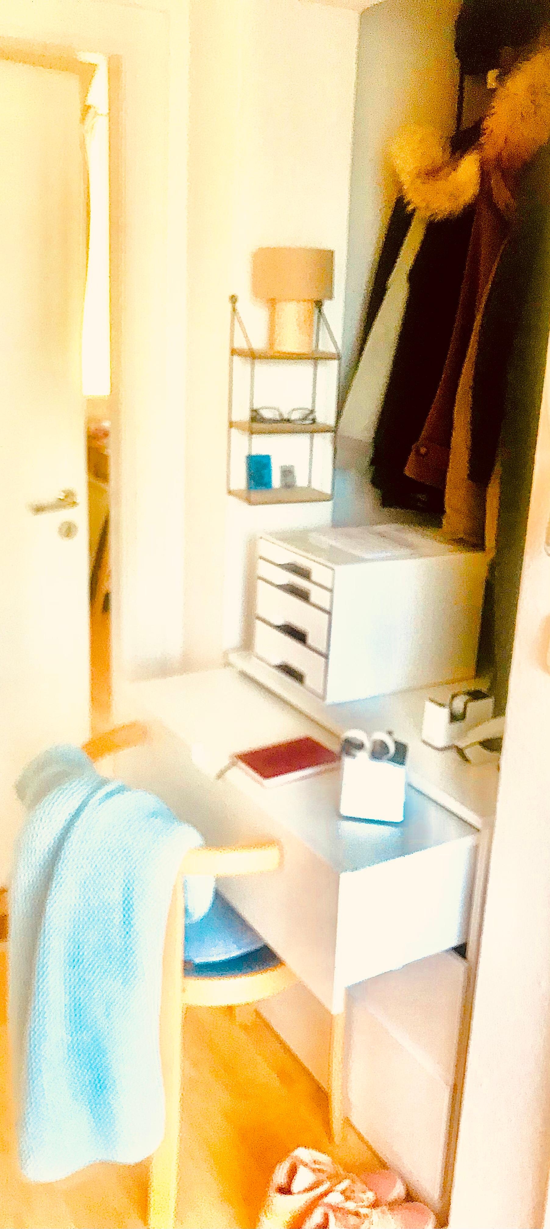 Mini-Home-Office 👍einfach Brett in die oberste Schublade von Ikea Kommode geschoben - Schreibtisch! 