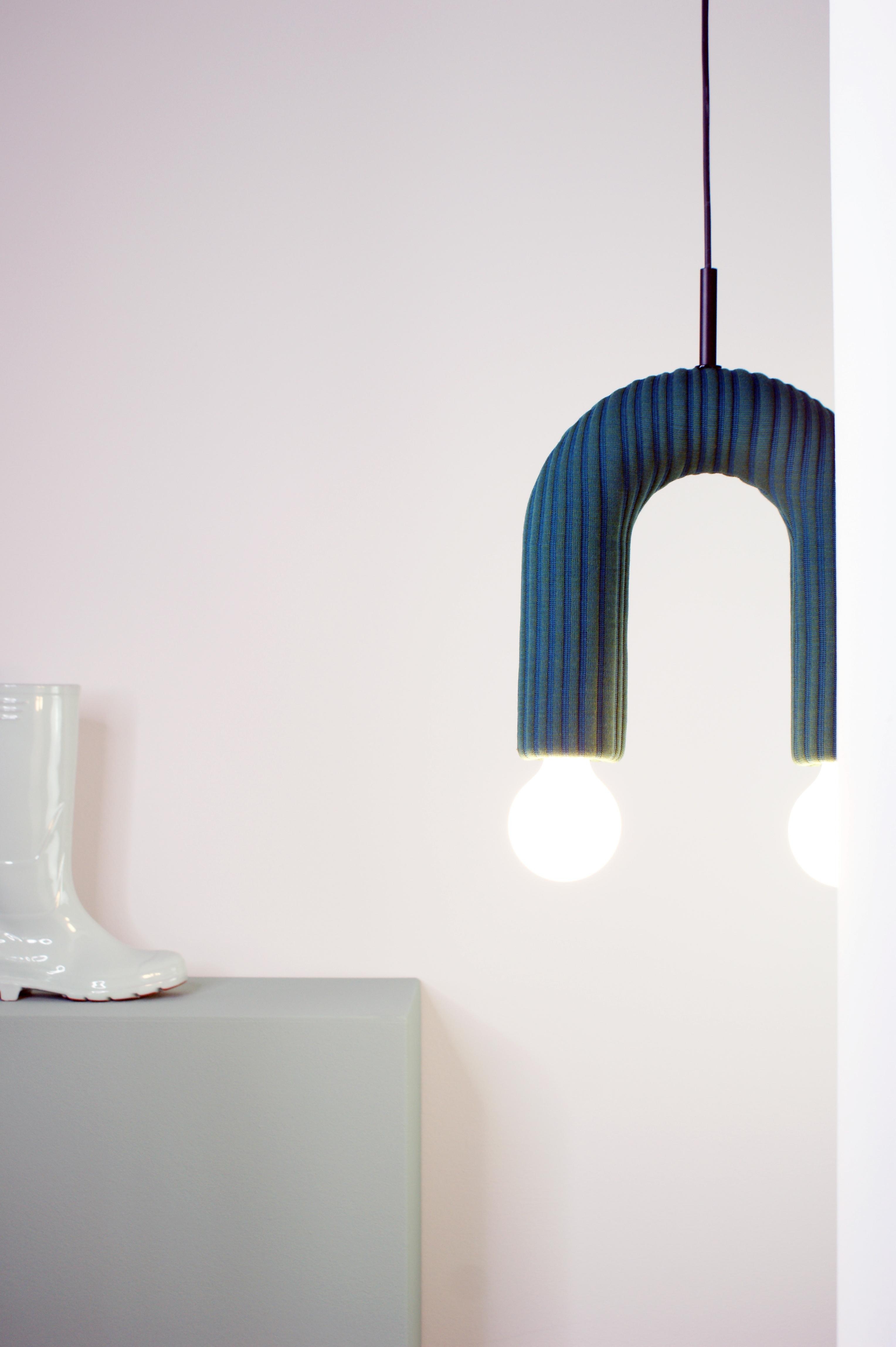 #minimal #design #stoff #neodesignstudios #rodrigovairinhos #lampe #beleuchtung #schlicht #stayathome #bleibdaheim