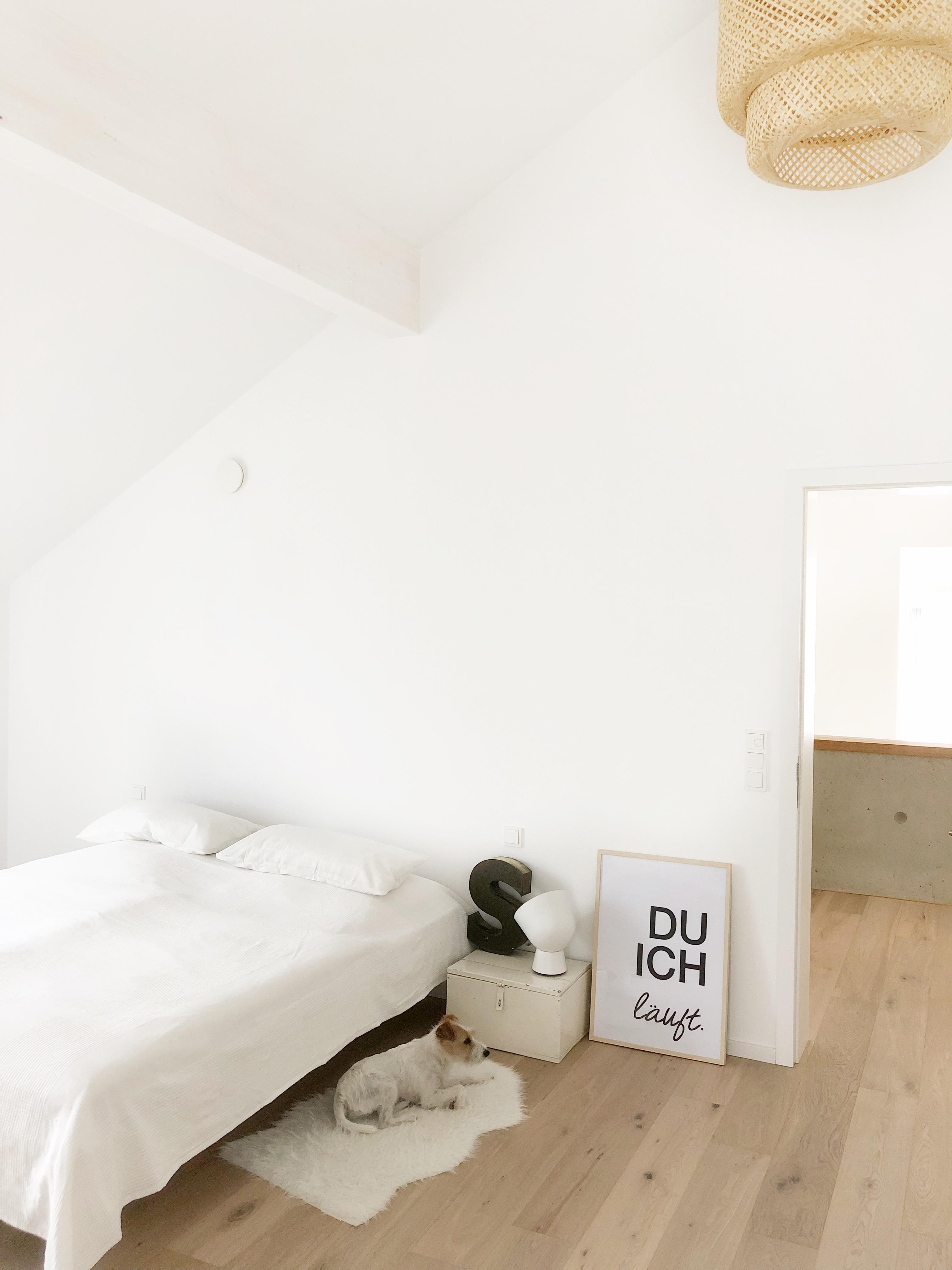 Minimalism
#minimalism#bedroom#whitehome#whiteliving#mystyle#whiteandwood
