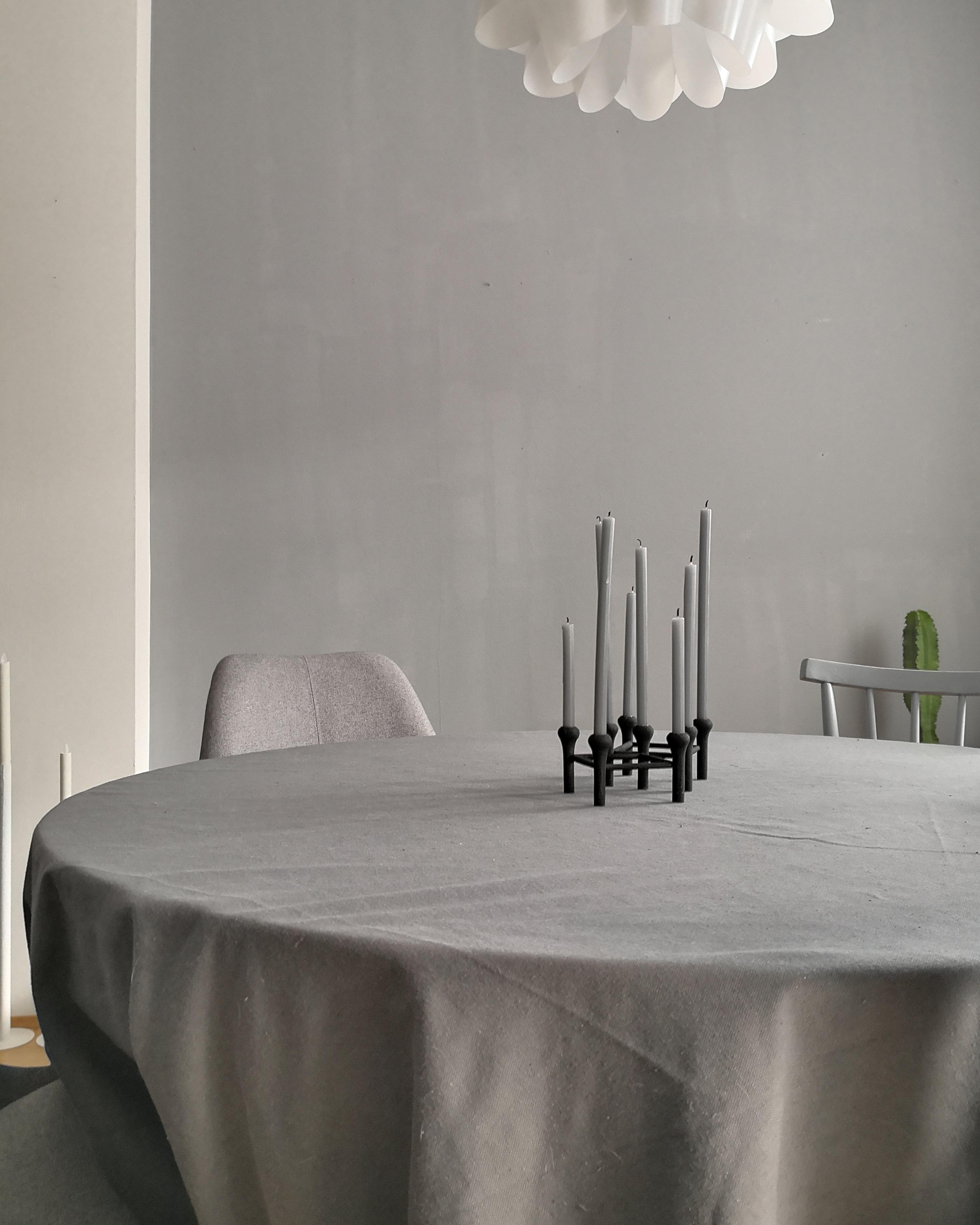 #minimalism #wohnzimmer #couchliebt #grauliebe #altbauliebe 