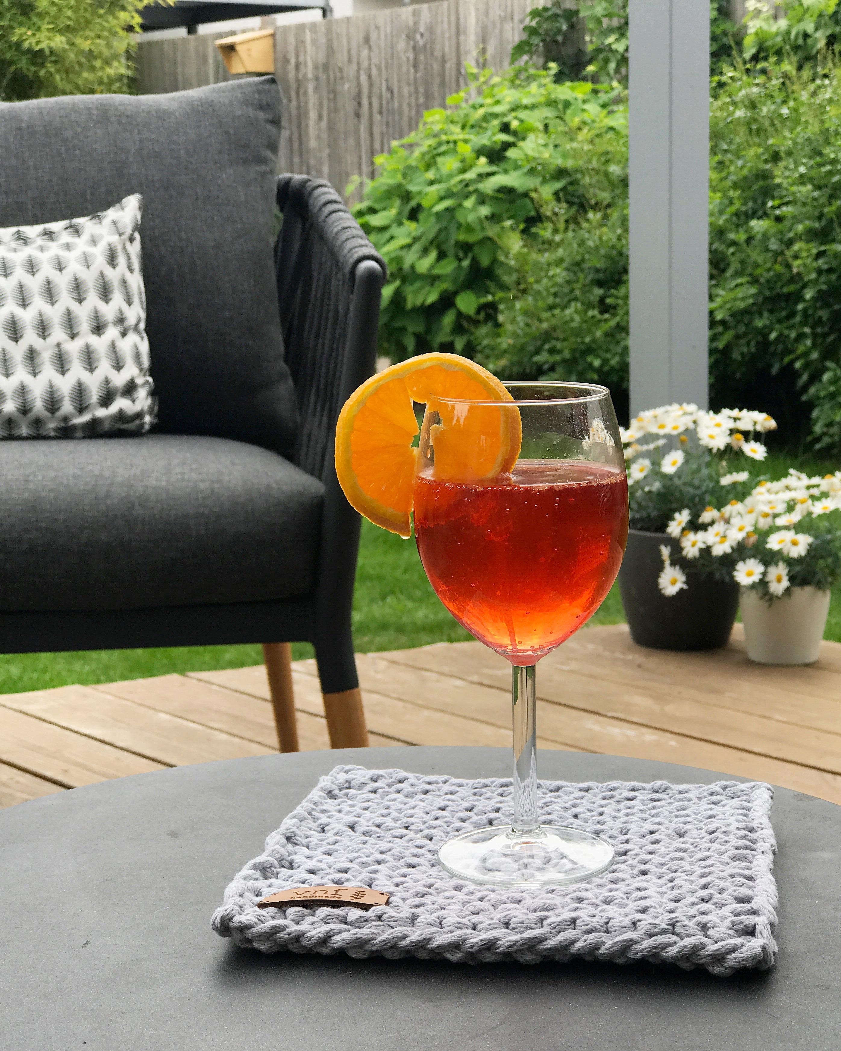 Mitten in der #outdoorsaison ... Willkommen in unserem Garten!

#terrasse #garten #cocktail #lounge #gartenliebe