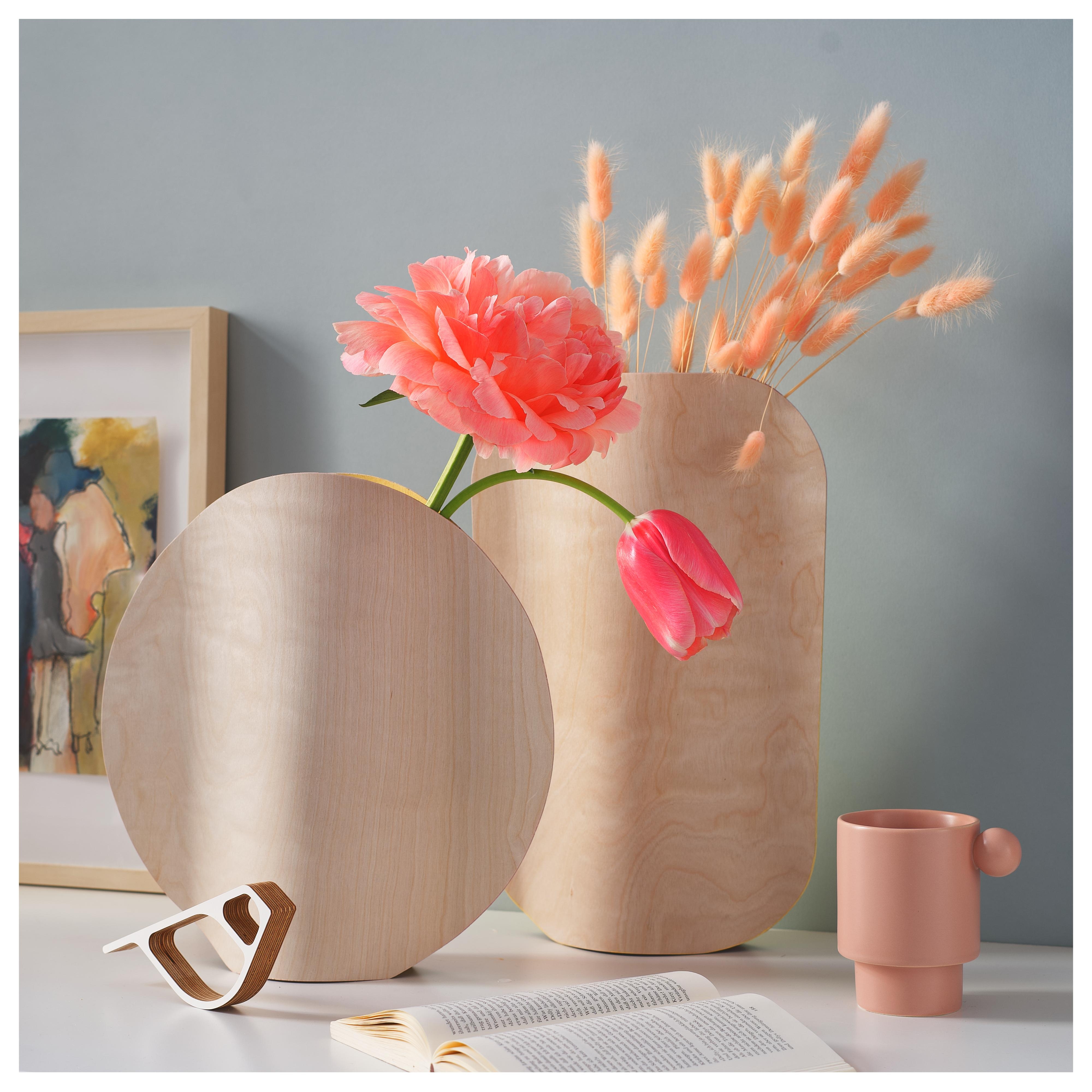 Moderne Vasen zum selber machen!
Ganz einfach und ohne viel Werkzeug, könnt ihr diese beiden Zuhause nachbauen!