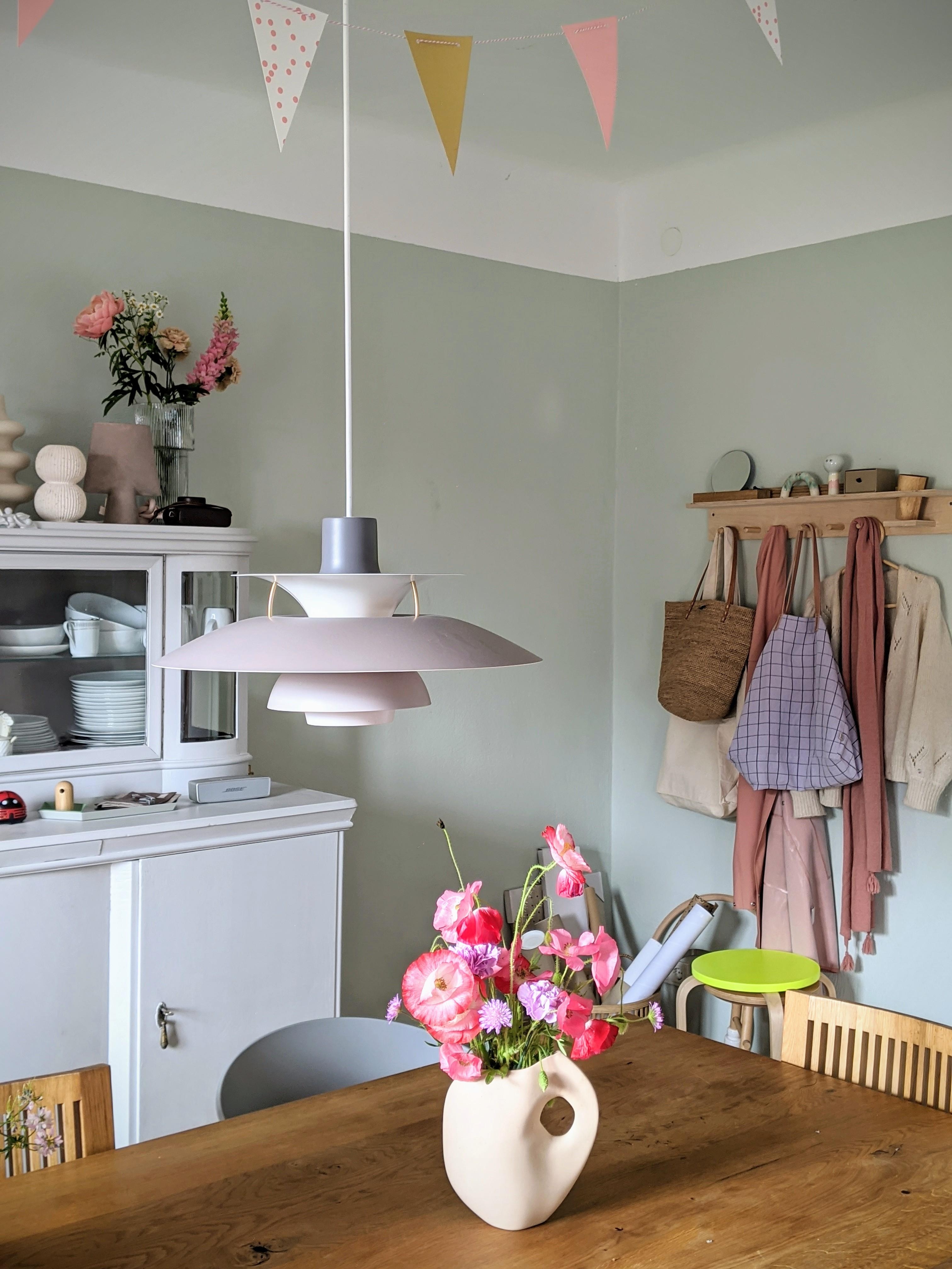 Mohnblumen liebe...
#esszimmer #dinningroom #scandinavisch #interiordesign #interior #decoration #living #homestory