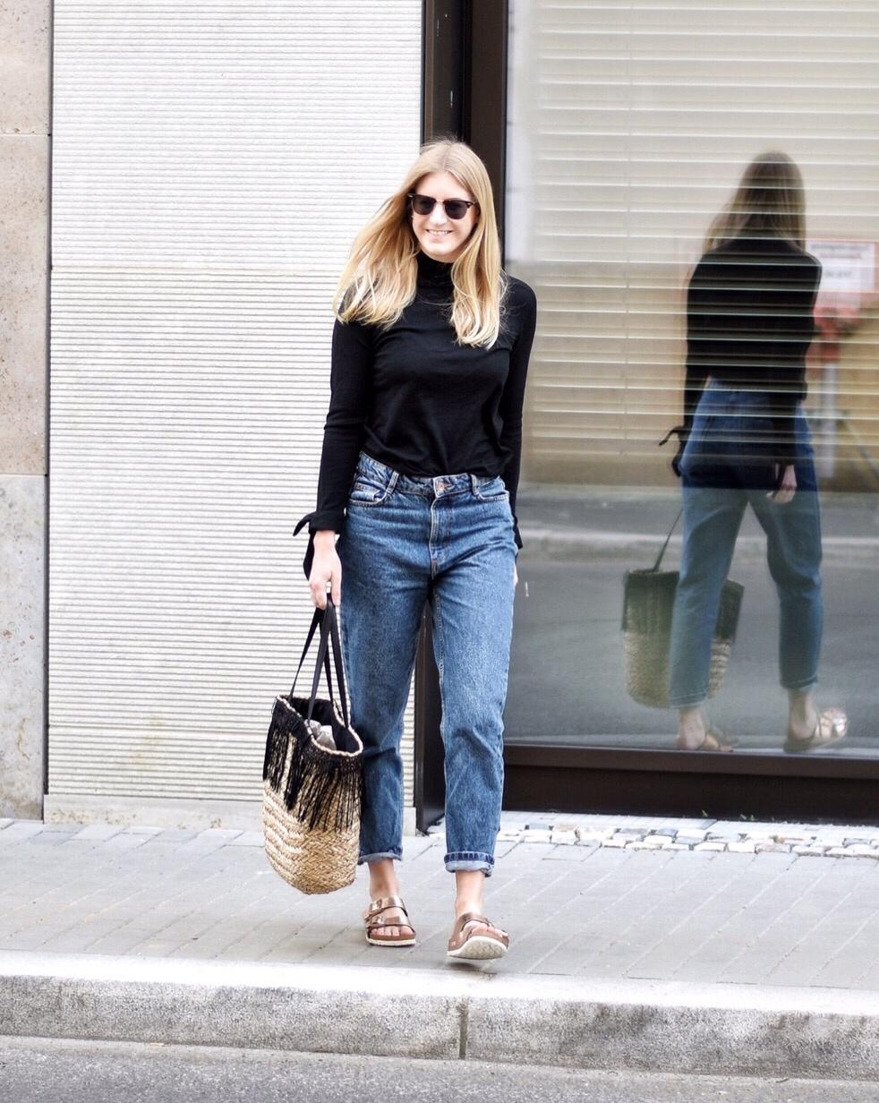 Mom-Jeans-Liebe 💙

#fashionlieblinge #jeans #weekendlook #bequemergehtsnicht