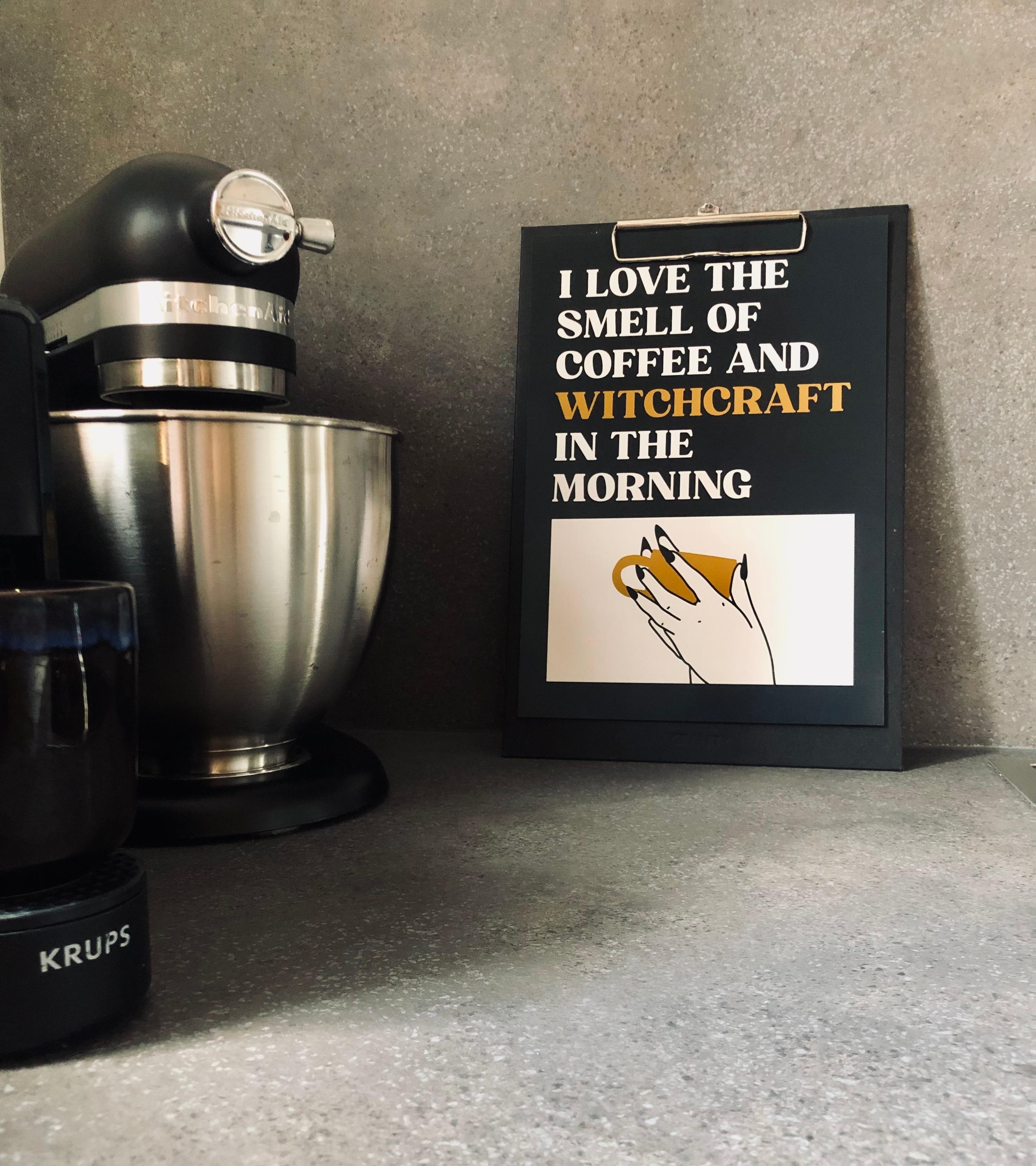 Monday Morning Witchcraft 🧙
#butfirstcoffee #kitchen #kitchenwitch