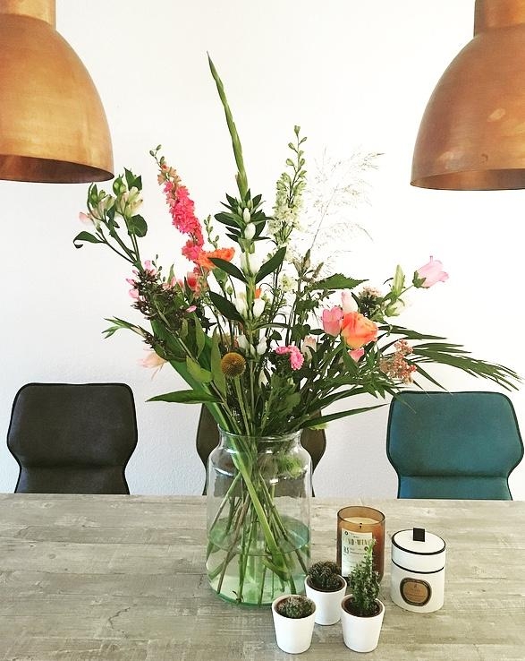 My preferred time of the year:
S u m m e r 
#wildflowers #interior #homesweethome #loftstyle 