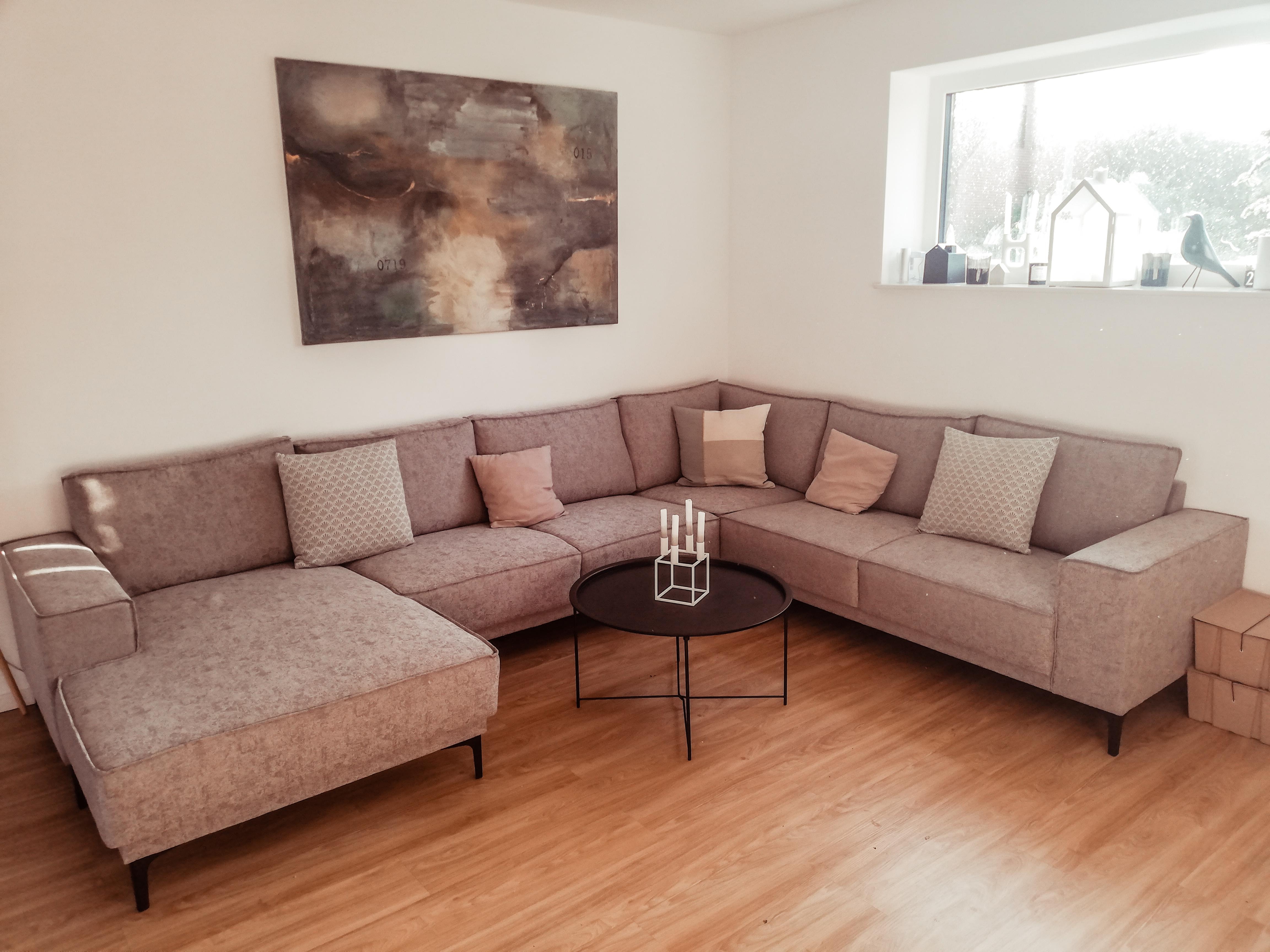 Nach 5 Monaten warten unsere neue Couch #couch #newcouch #wohnzimmer #livingroom #neuhier 