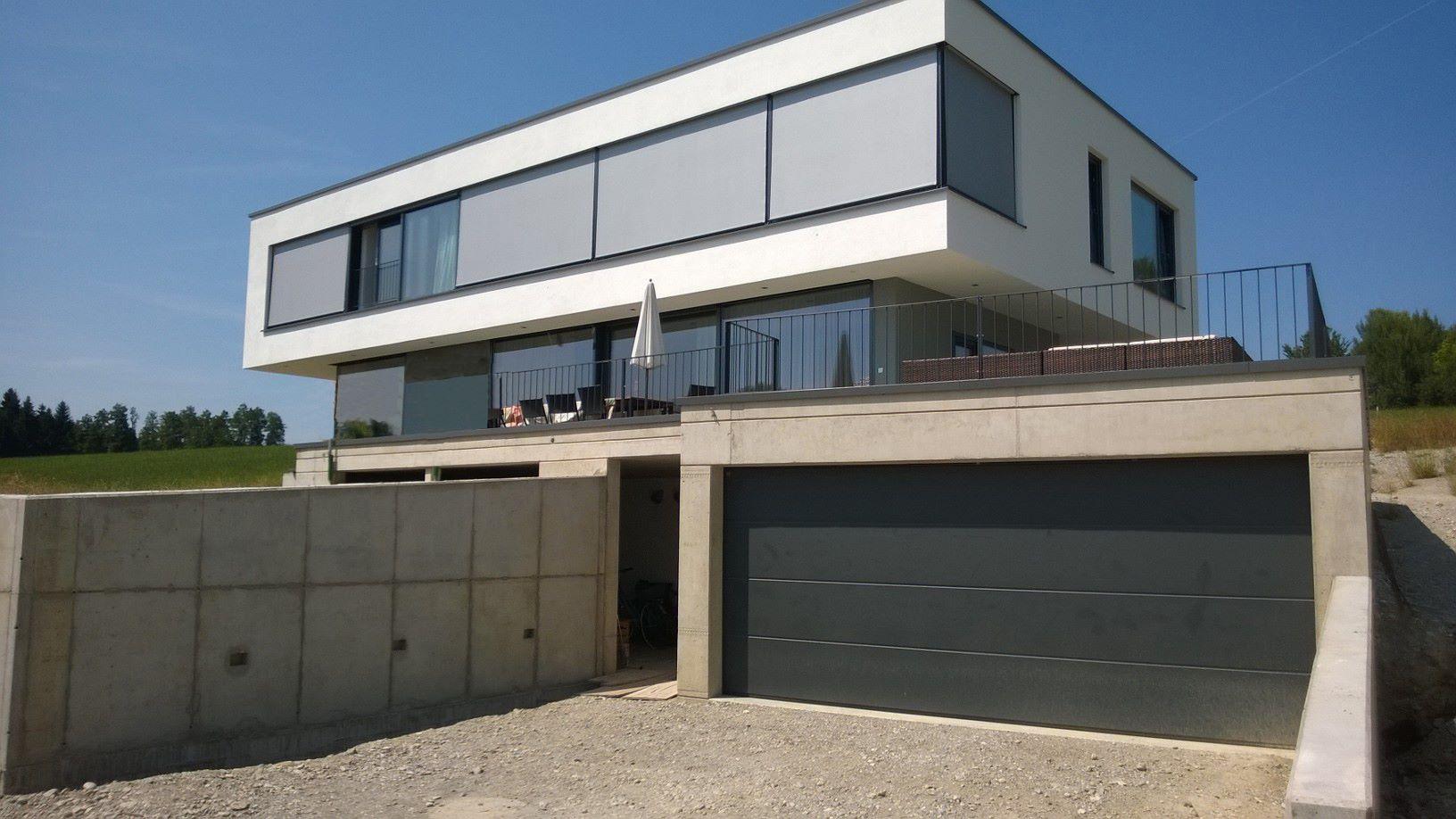 Neubau eines Mehrfamilienhauses auf zwei oberirdischen Geschossen #panoramafenster ©wagner+