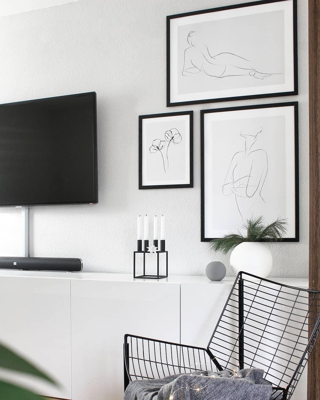 Neue #poster im #wohnzimmer ♡
#minimalism #skandinavischwohnen #monochromehome 