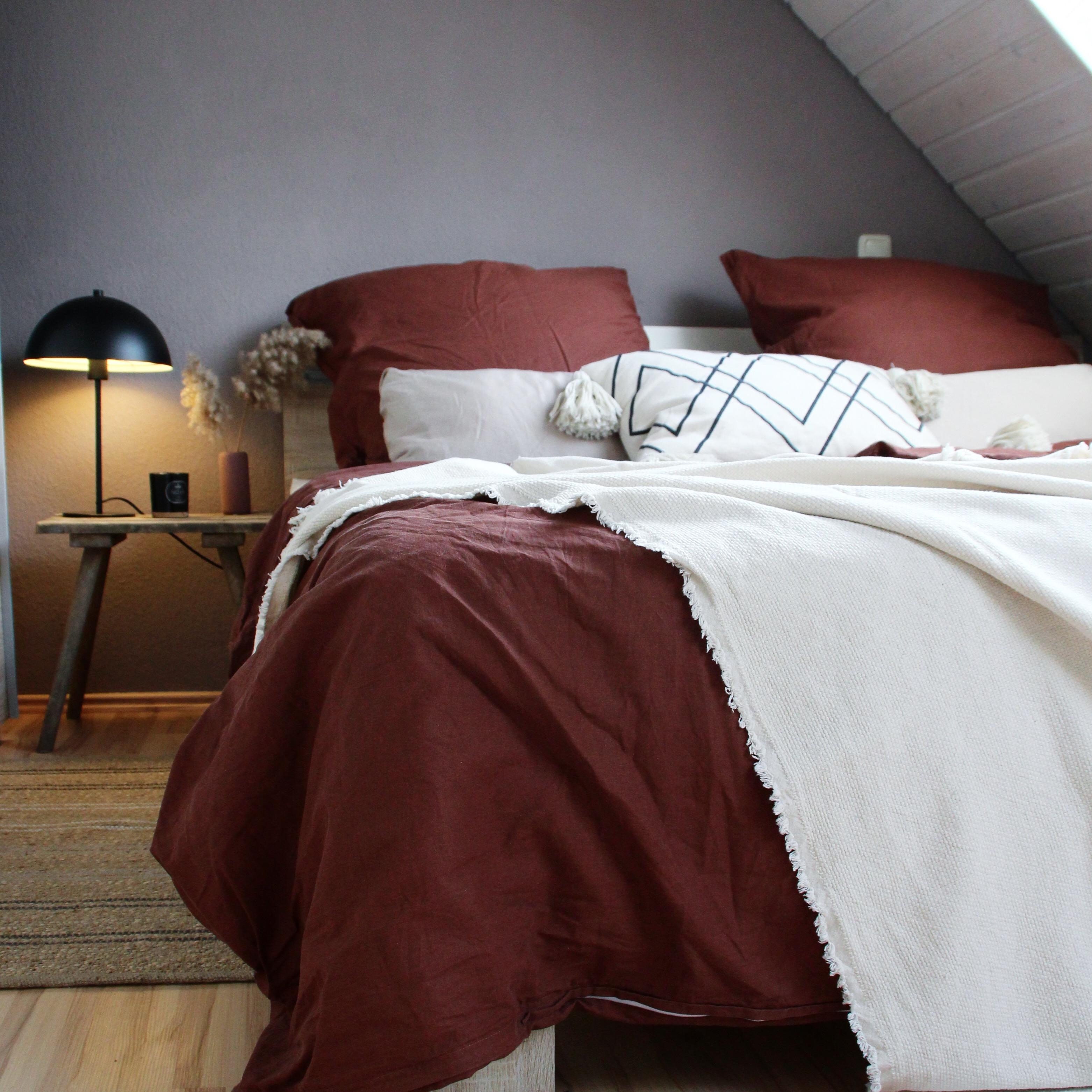 Neue Wohnung, neuer Stil. Tausche cleanes Weiß gegen starke Naturtfarben! #schlafzimmer #bedroom #boho #scandidesign