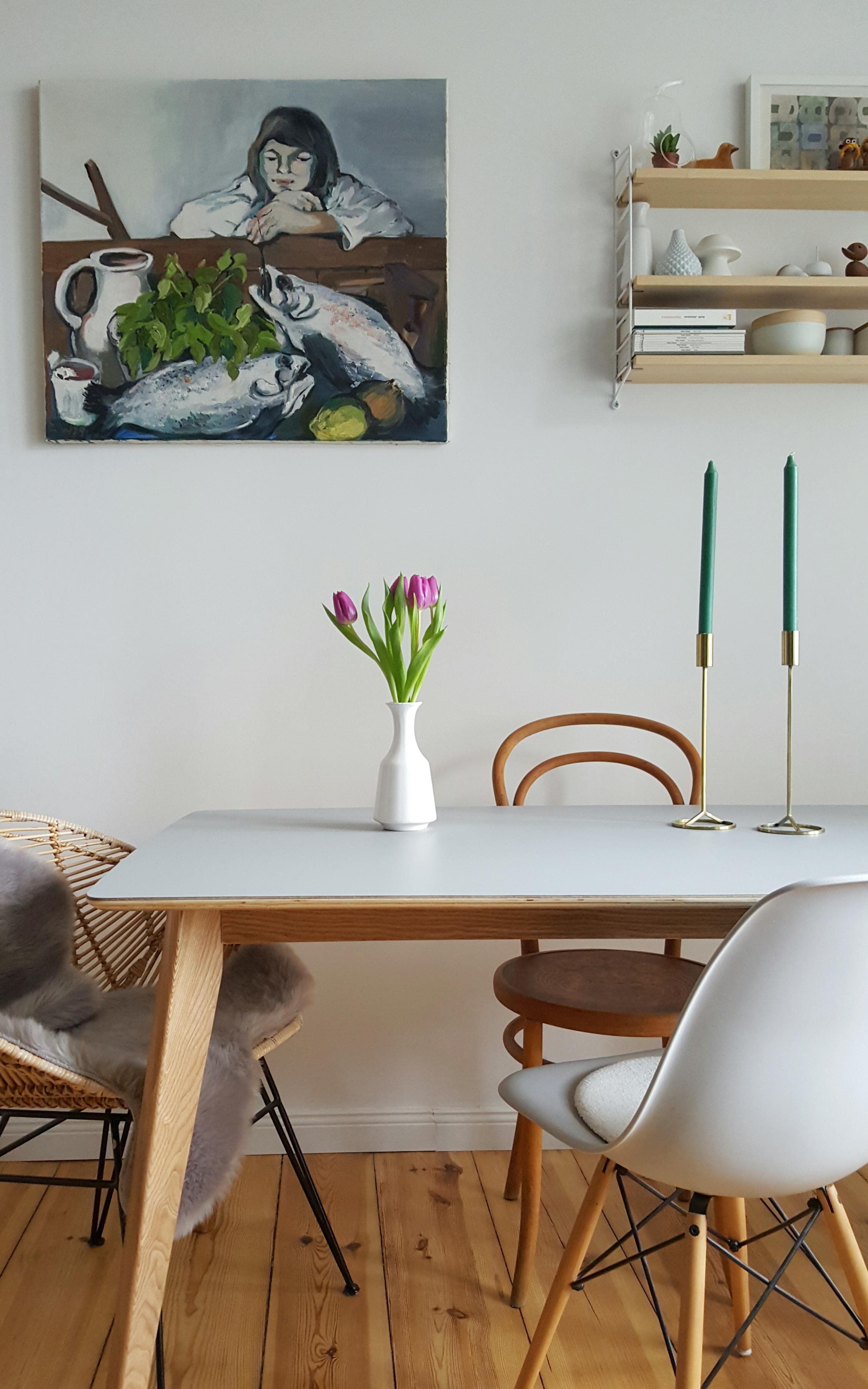 Neuer #Tisch !
#essplatz #tulpen #retro #stuhlmix #wohnzimmer #skandinavisch 