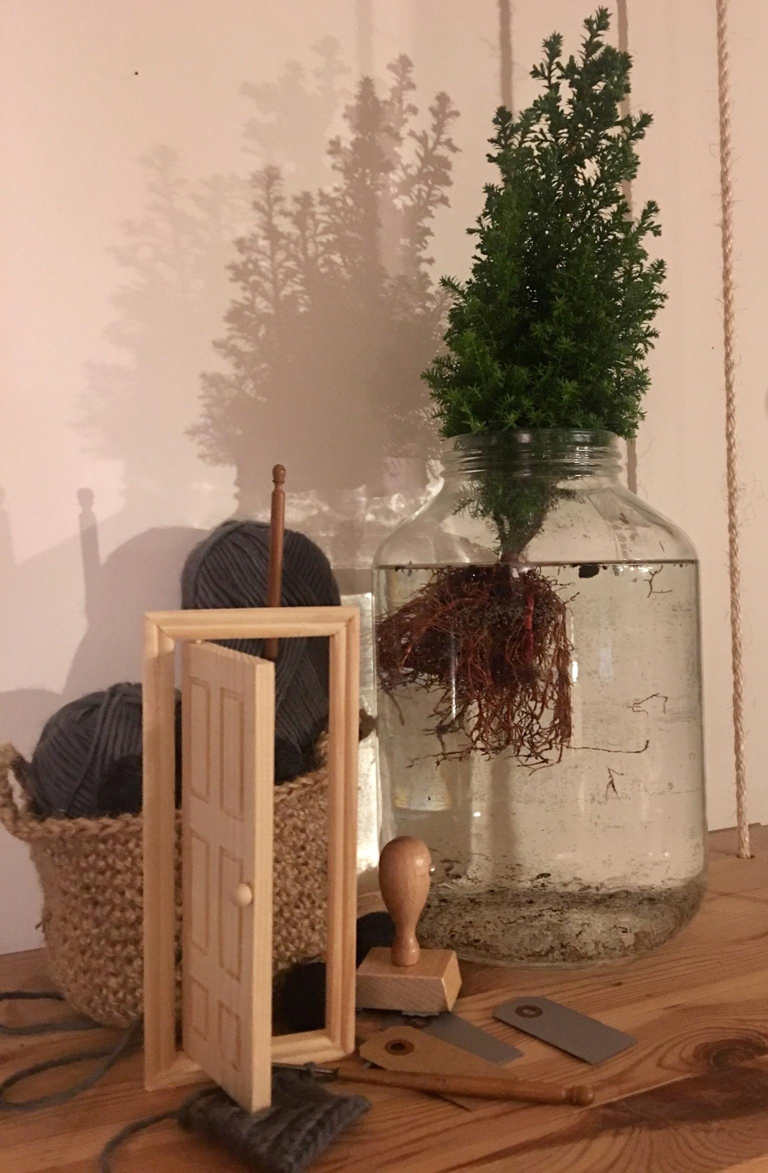 Neues Projekt hinter der #Tür#Handtücher#häkeln#diy#Jute#Badezimmer#Korb#selbstgemacht#Baum#Holz#couchliebt
