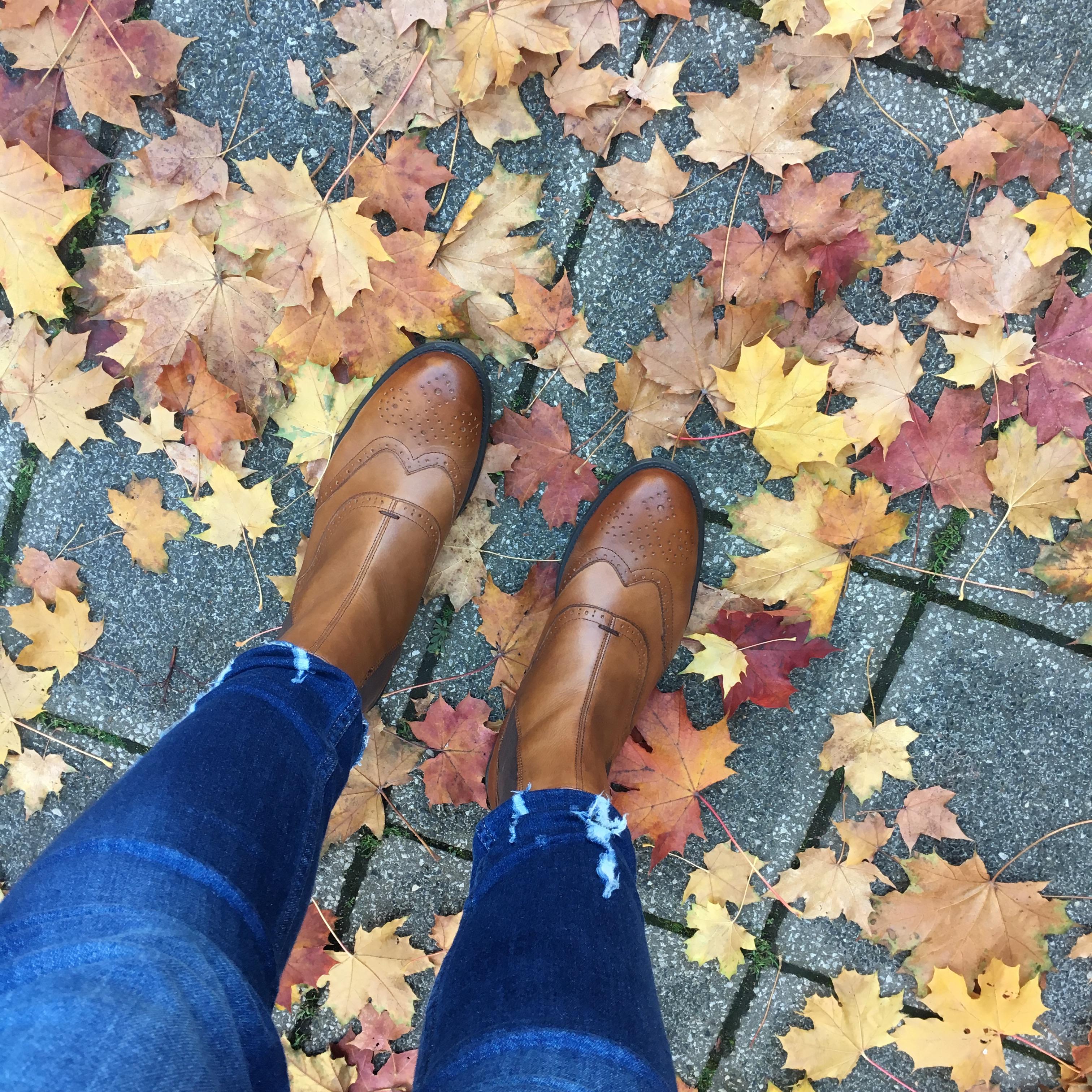New boots❤️
#boots #autumn #fashion #bluejeans