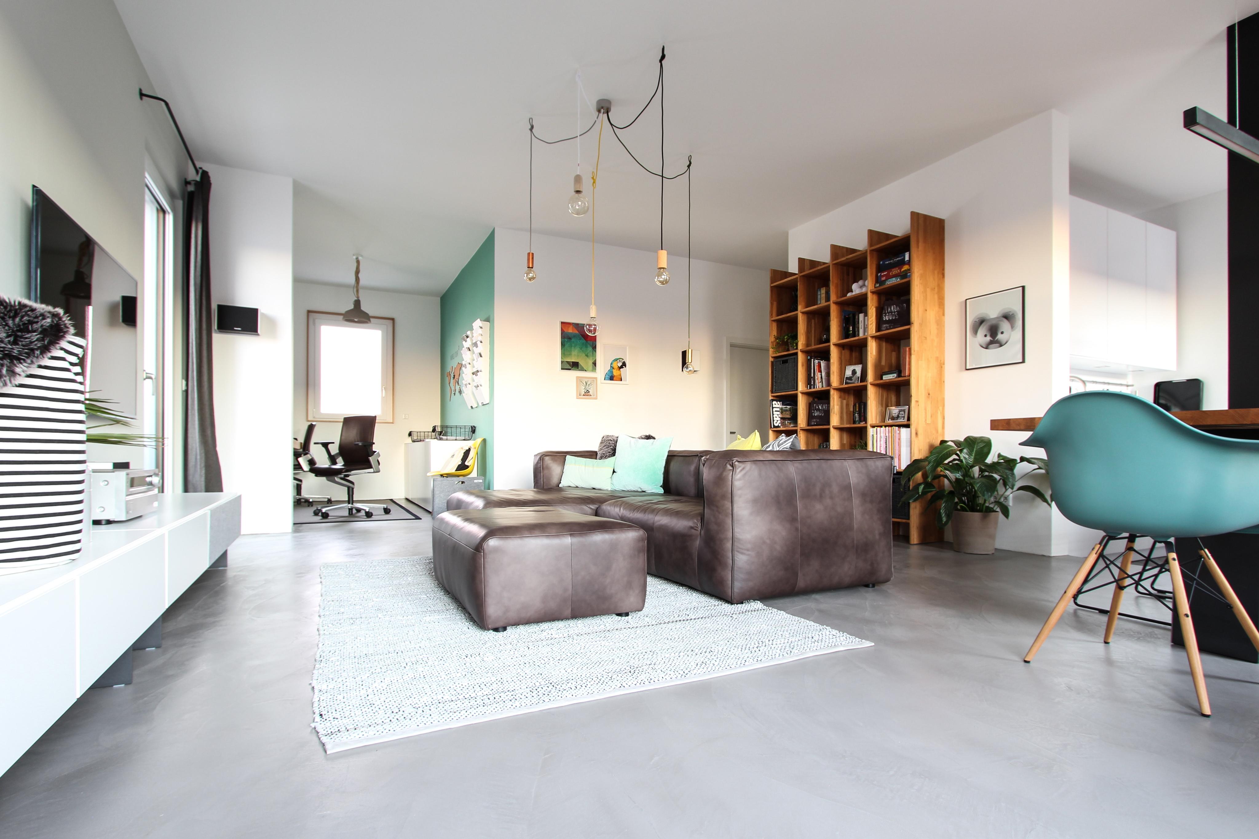 Offener Wohn- und Essbereich #lederteppich ©EXTRAVIEL office & home design