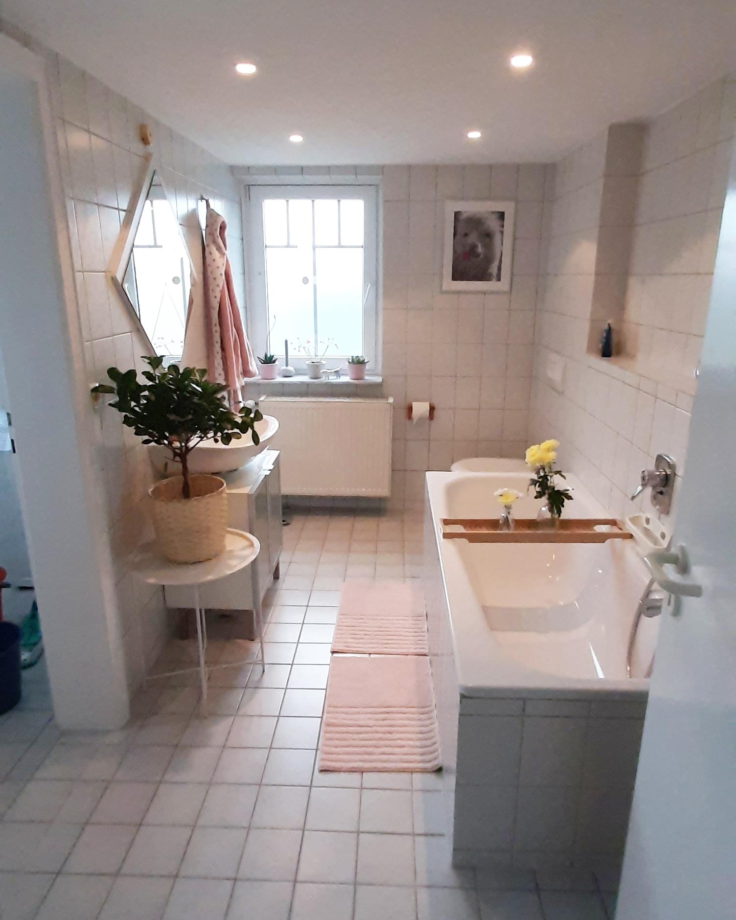 #Ohne Ikea geht's nicht#Badezimmer#rosa verfallen# Altbau