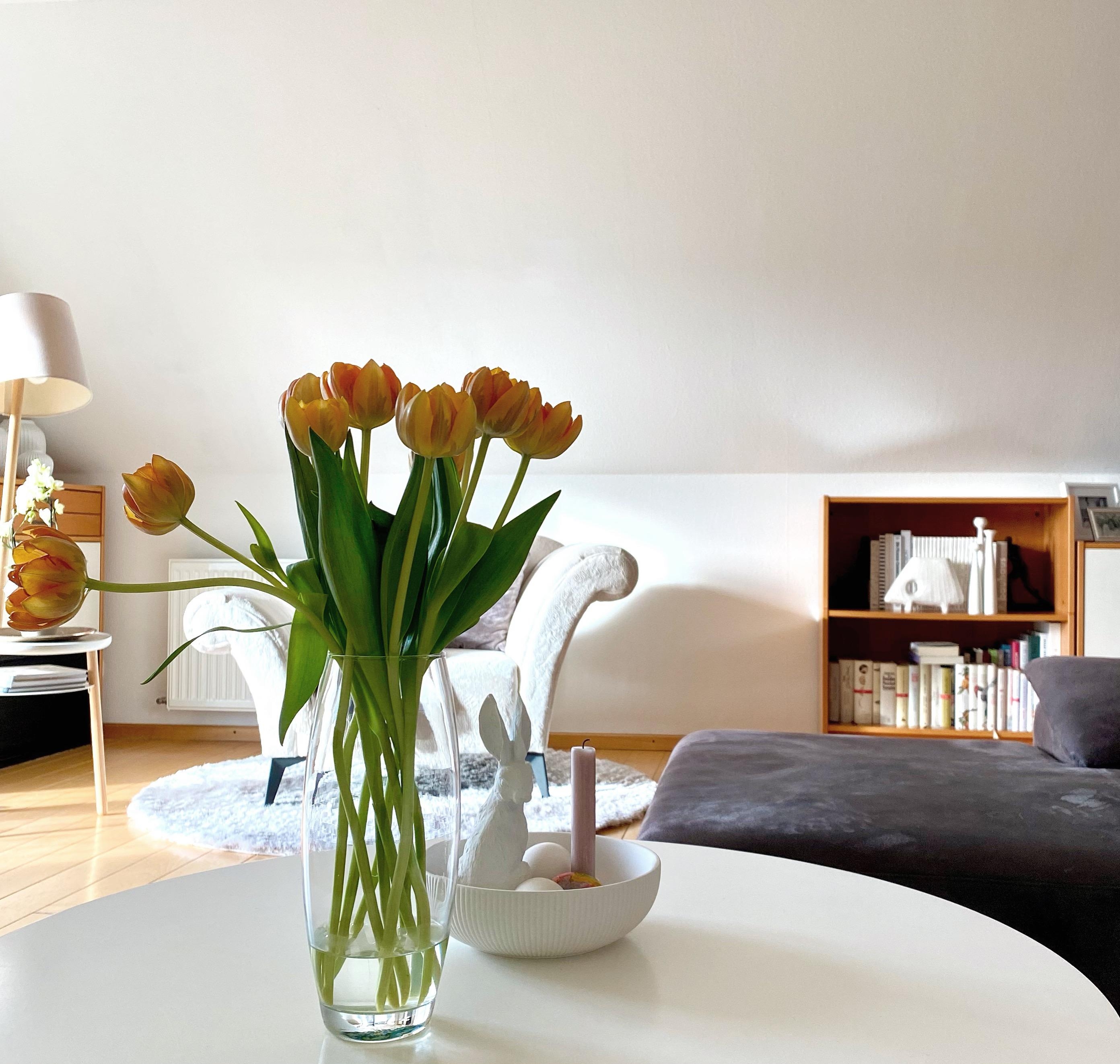 #ostern # deko #homesweethome #zuhause #wohnzimmer #tulpen