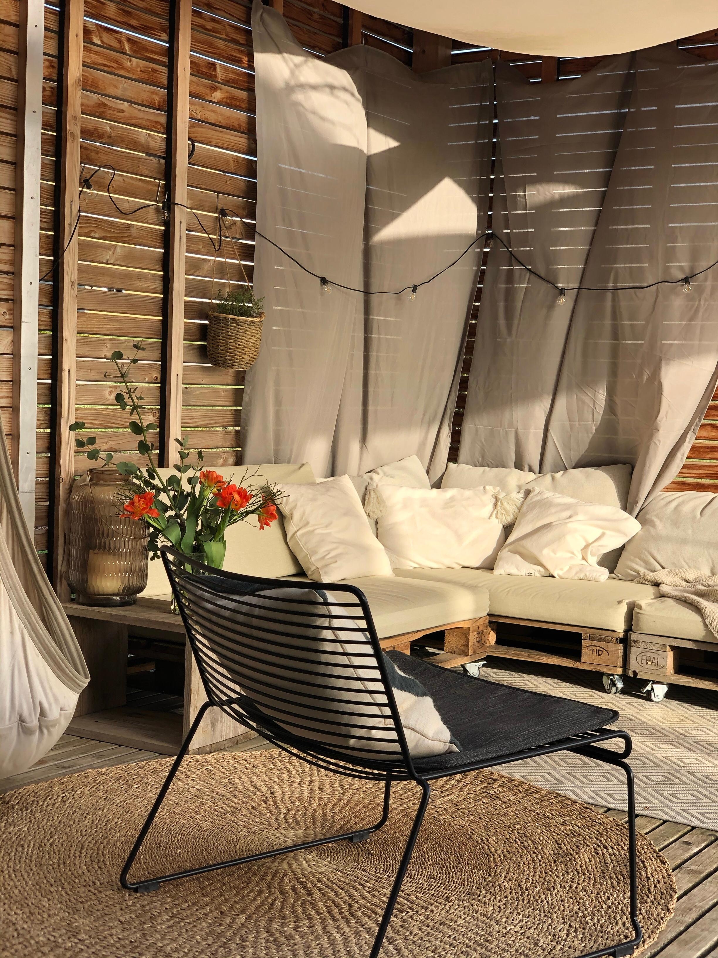 #outdoorsofa #outdoorbereich #terrasse #balkon frühlingvibes ziehen ein ❤️🧡