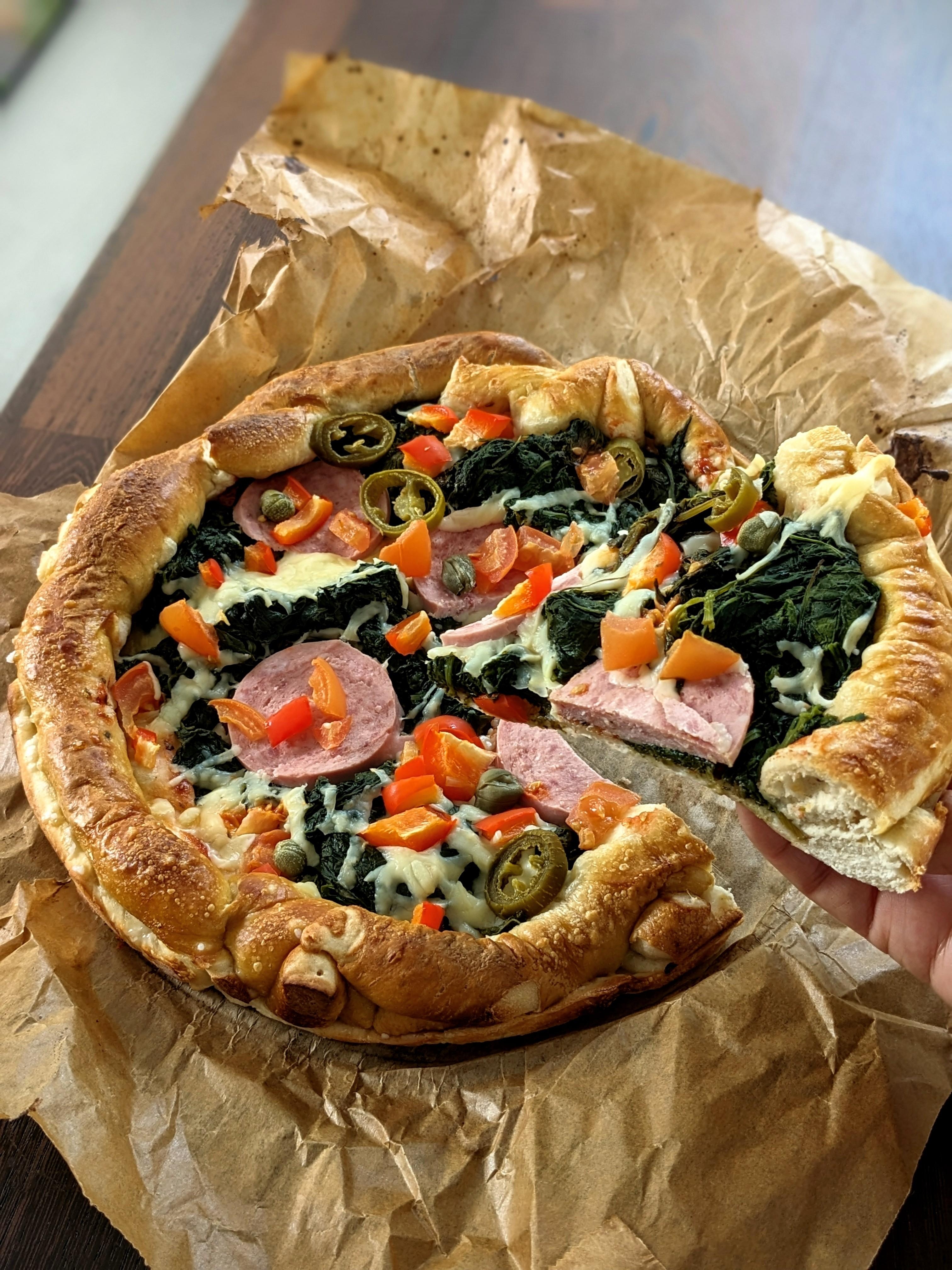 Party-Brezel-Pizza 🥨🍕🎉
Ganz schnell gemacht.
*Unter Rubrik "Rezepte" zu finden 
#party #pizza #food #foodie #brezel

