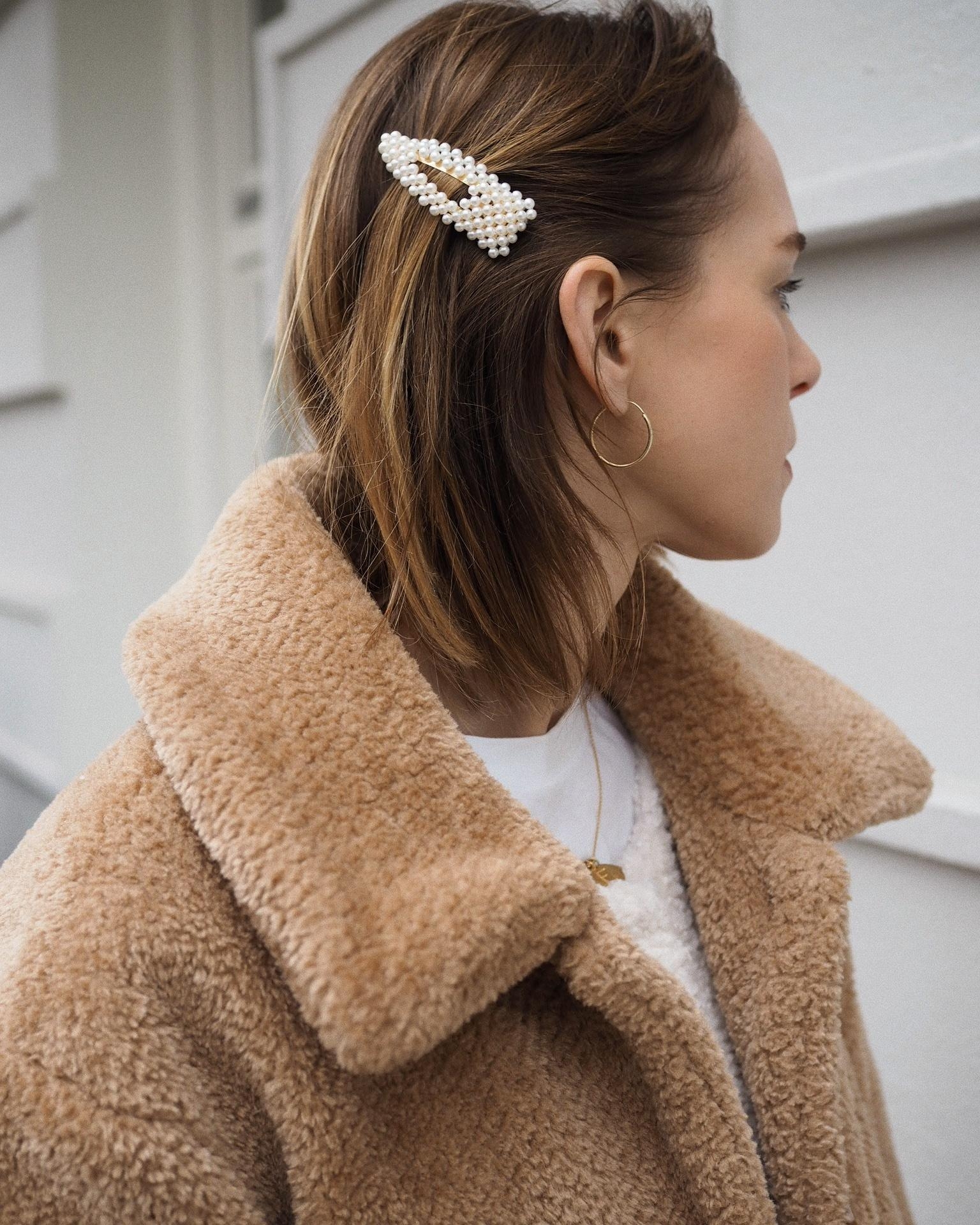 Pearl Power 🐚 🐚 🐚 #details #accessoires #haarspange #perlen #perlenhaarspange #hairaccessories 