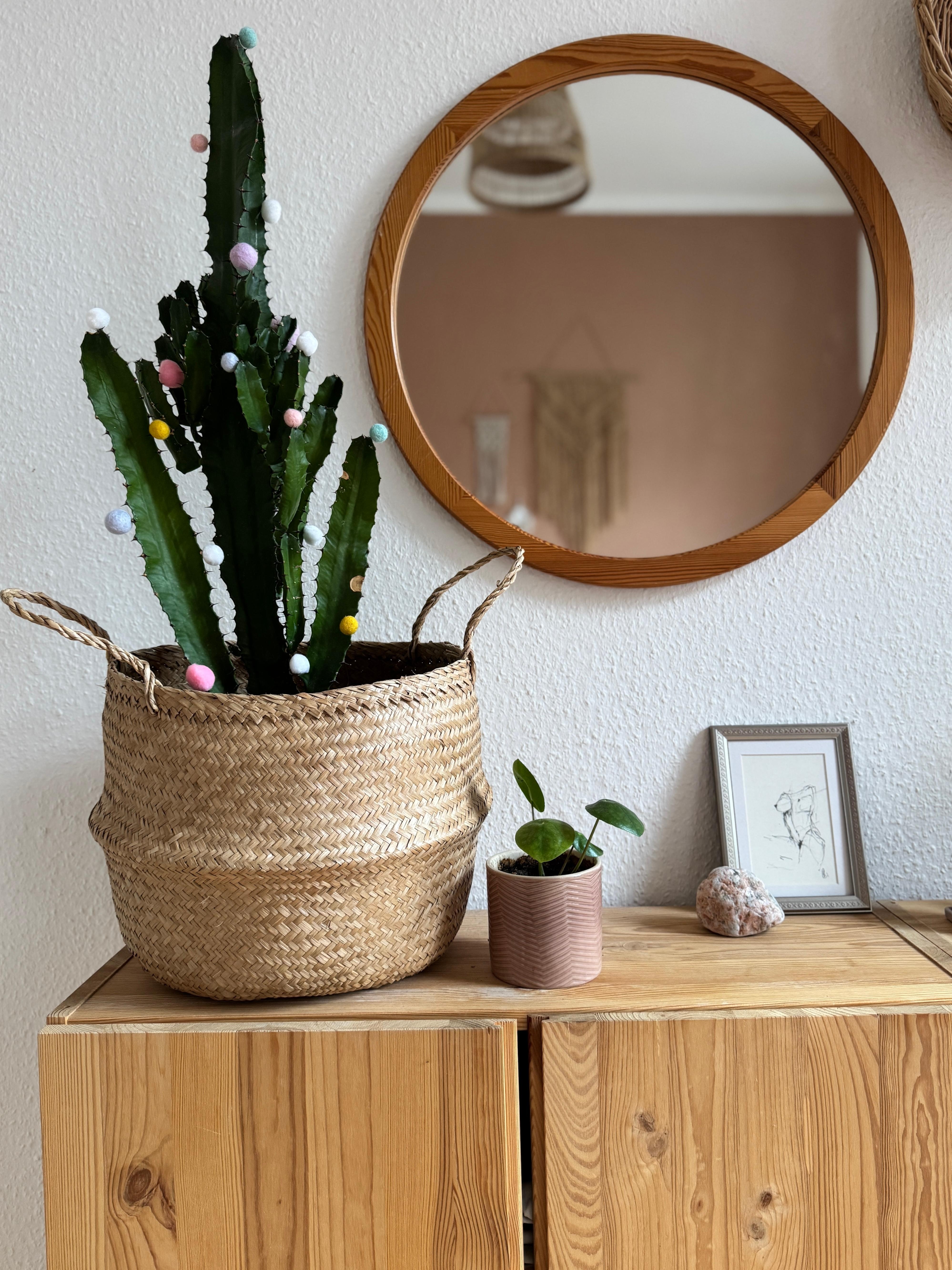 Peruanische vibes im Schlafzimmer 🌵🌺
#boho #bohemian #rattan #plantlove #ivar #dekoideen