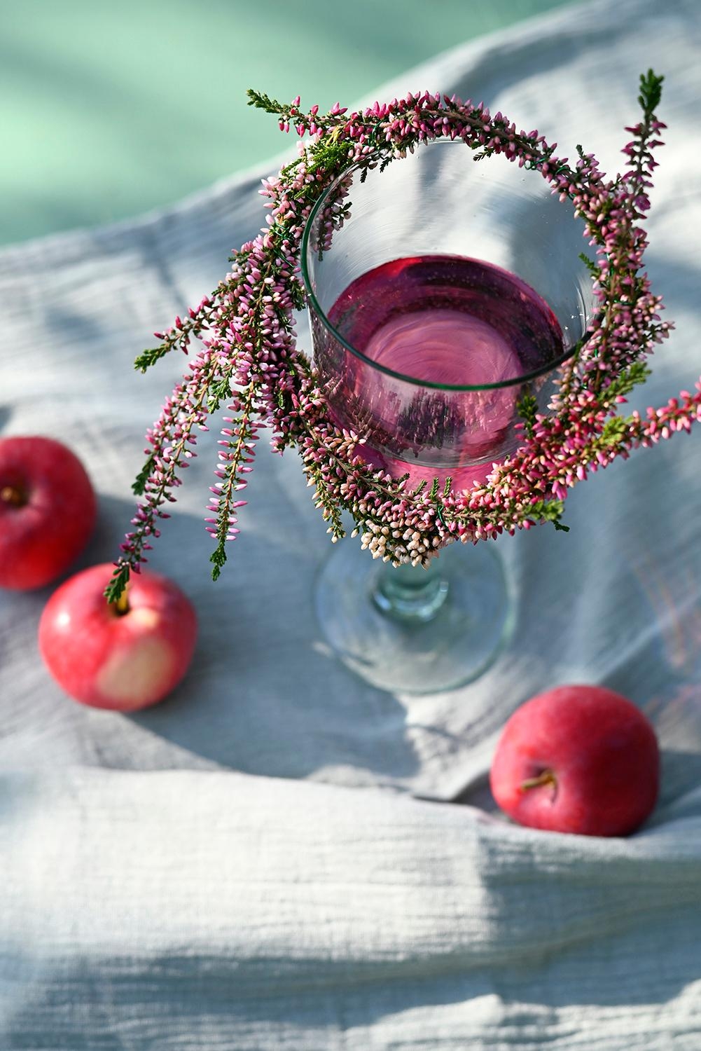 pink in den #Spätsommer

#Garten #Äpfel