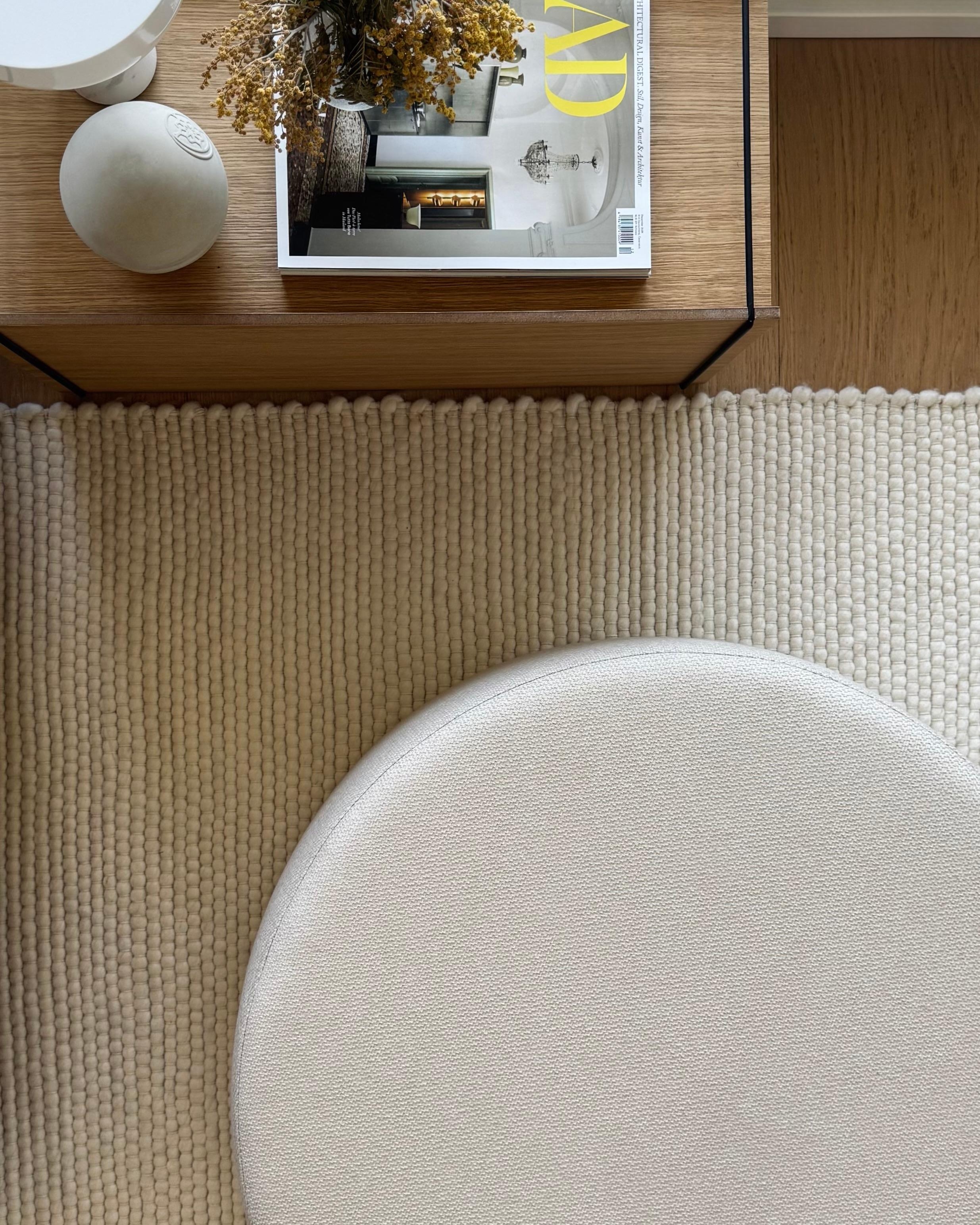 #pouf #wohnzimmer #cozy #teppich #relax 