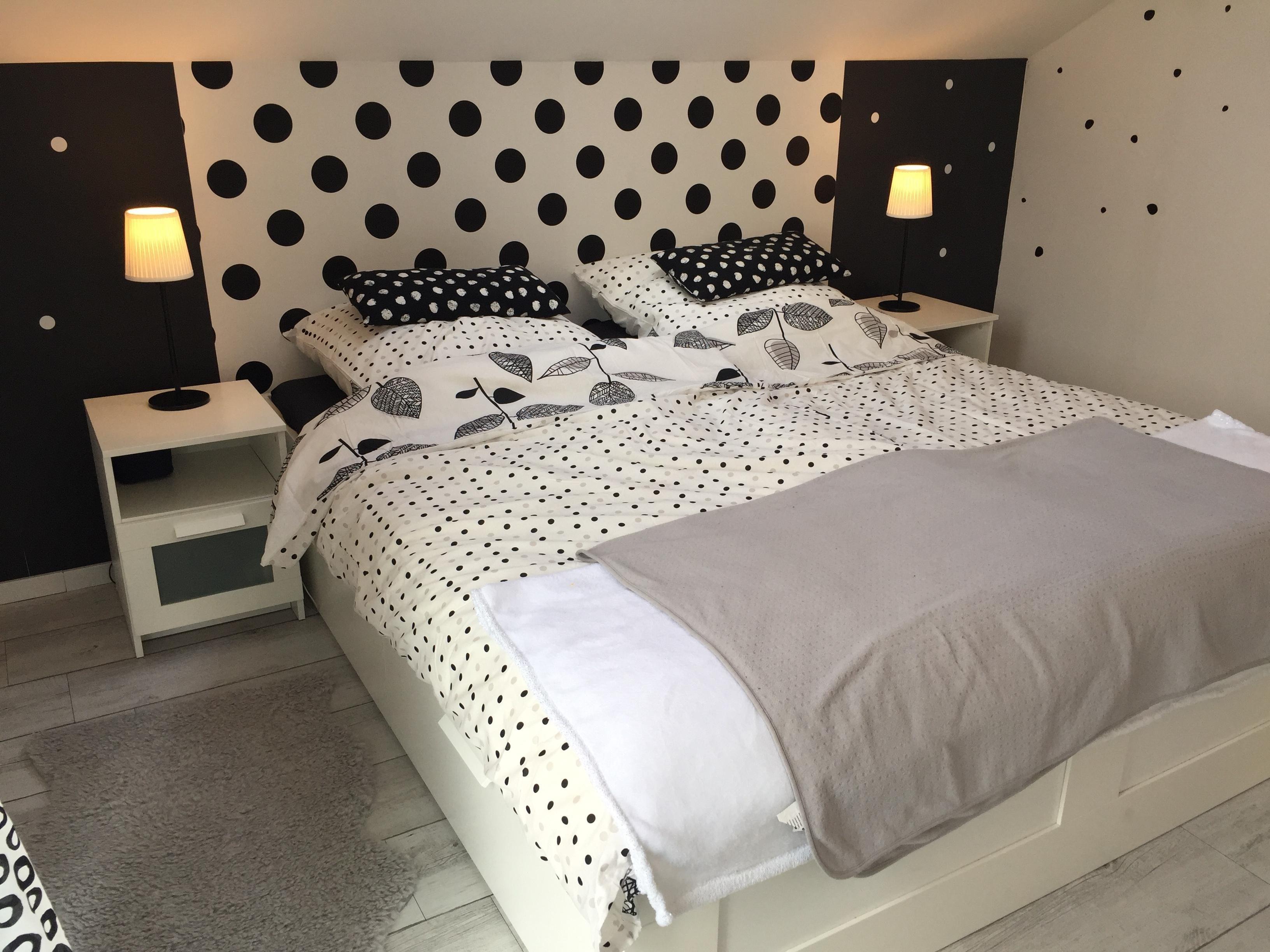 Punkteliebe ! #bedroom #cozy #blackandwhite #scandinavianhome #interior #schlafzimmer
