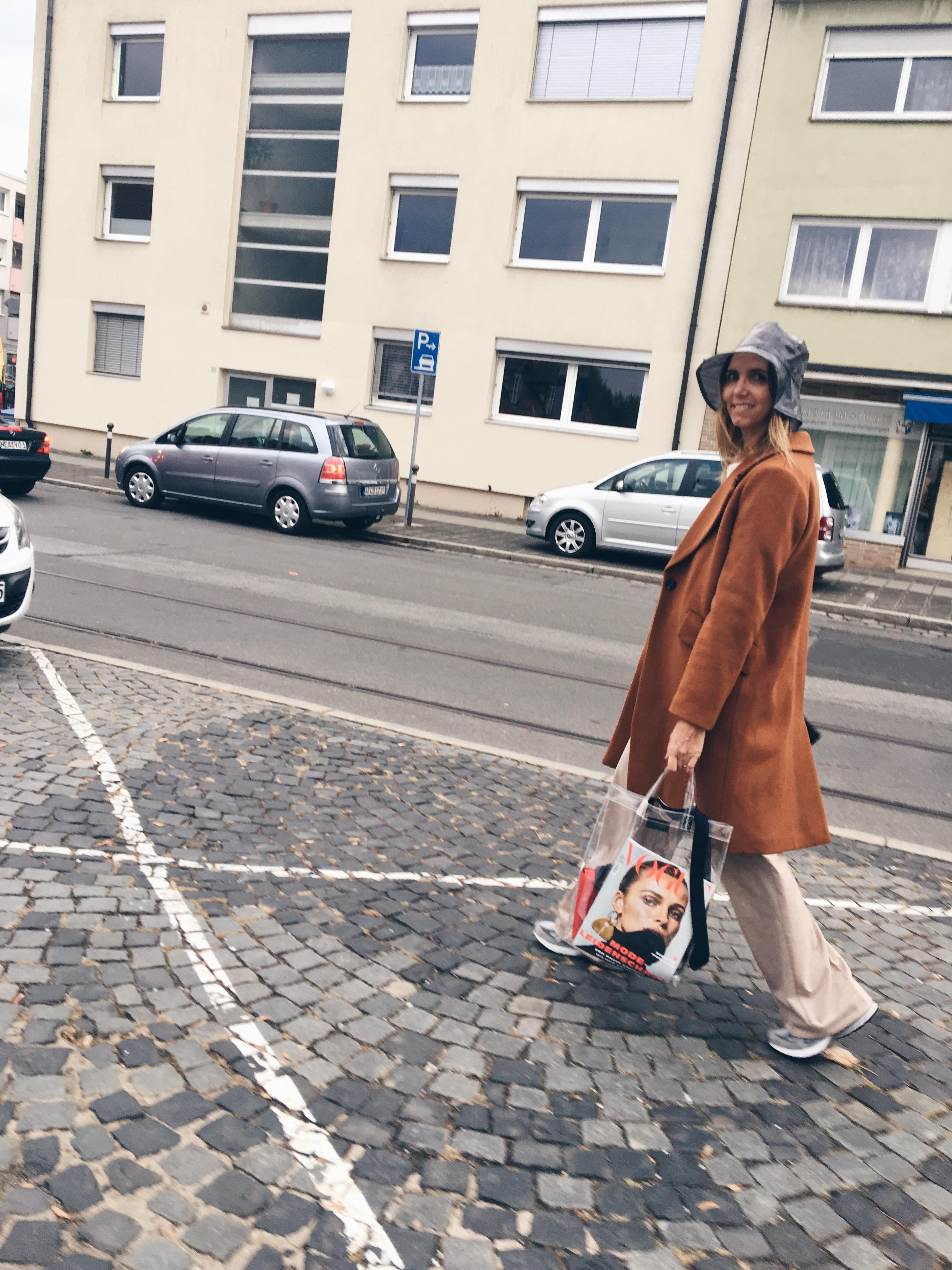 Rainy day in Nuremberg #ootd #outfitoftheday #fashion #fashionblogger #streetstyle 