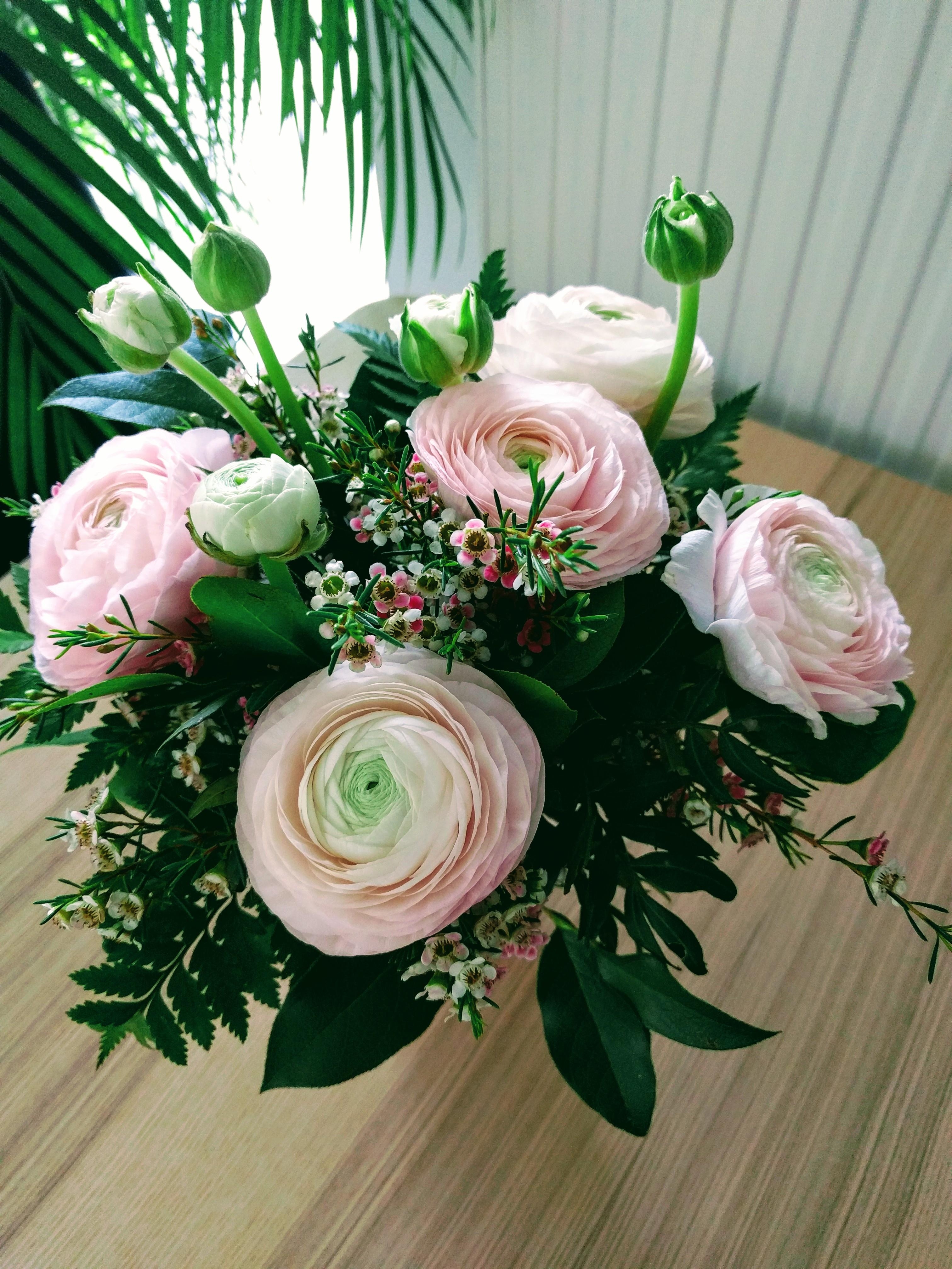 〰️Ranunkelnliebe〰️ #flowers#blumenstrauß#rosa#ranunkeln#asavase#freshflowers#tischdeko