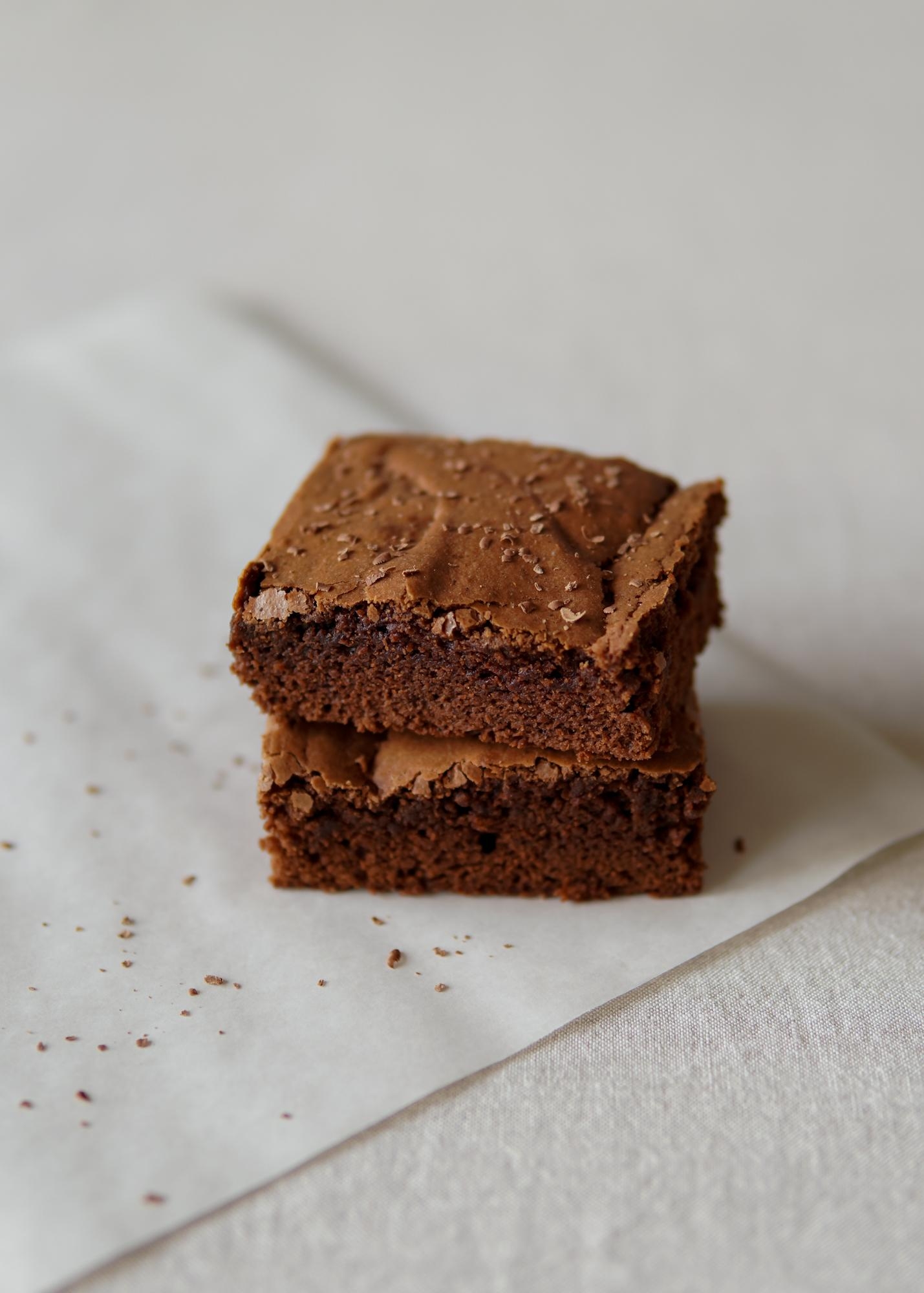 Reel zu den Brownies auf dem Instagram-Account unter „Reels“ abrufbar. #backen #brownies #lecker