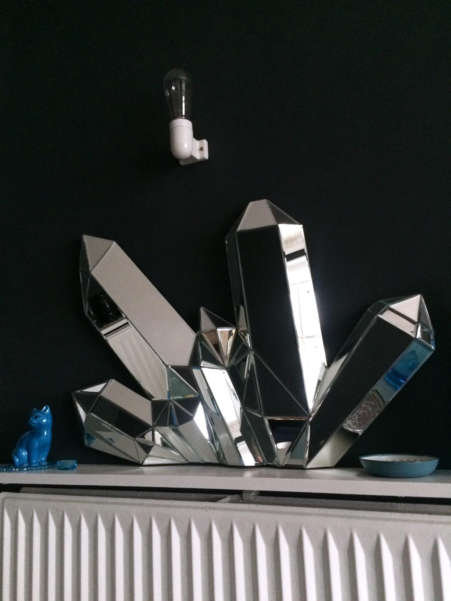 #reflectionscopenhagen #bergkristall #spiegel #katze #altbauliebe #hamburg